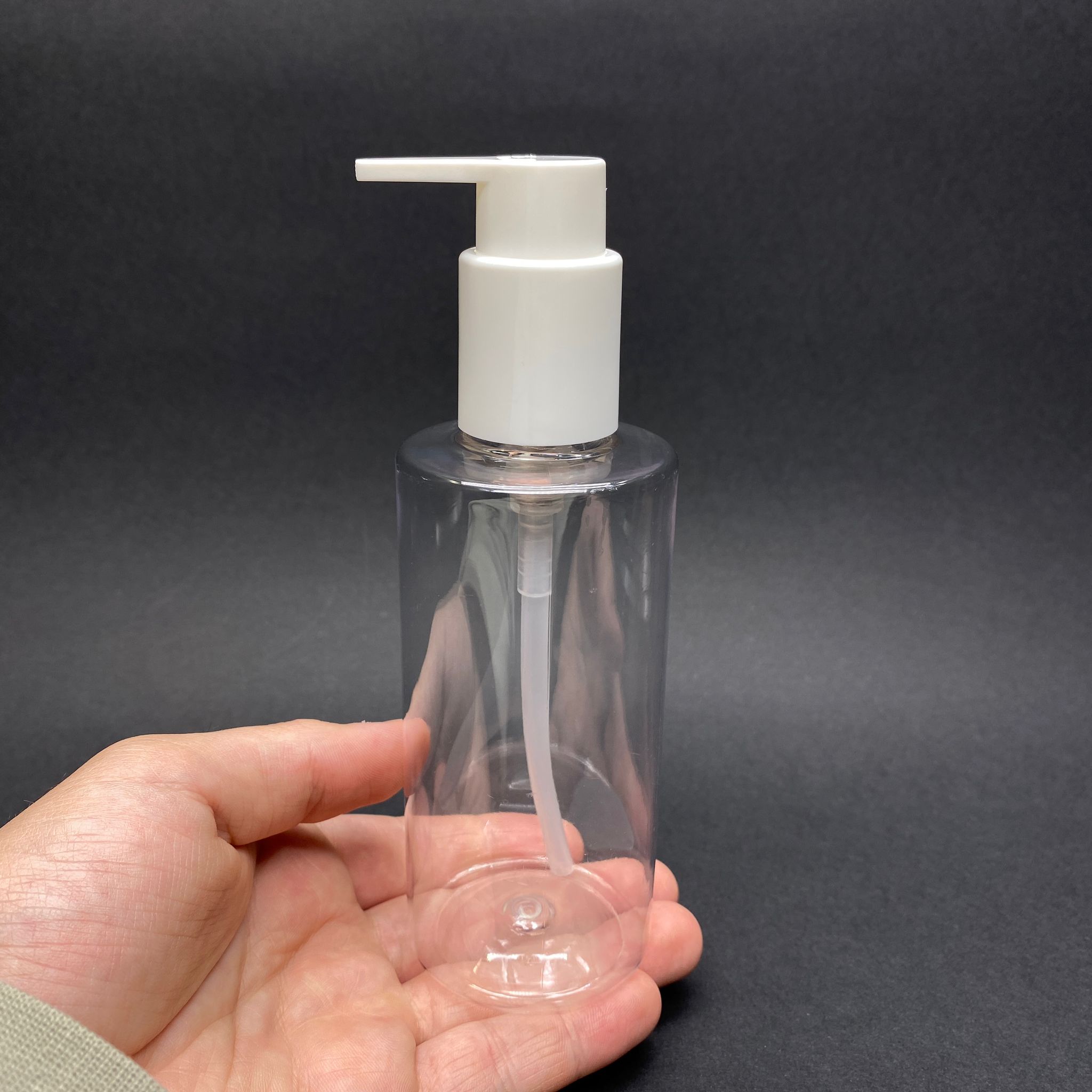 200 CC SİLİNDİR KESKİN KÜT MODEL SERT (25 GR) PET ŞİŞE - BEYAZ XAVİER LOSYON KREM POMPALI - AĞIZ ÇAPI 24 MM - ŞEFFAF