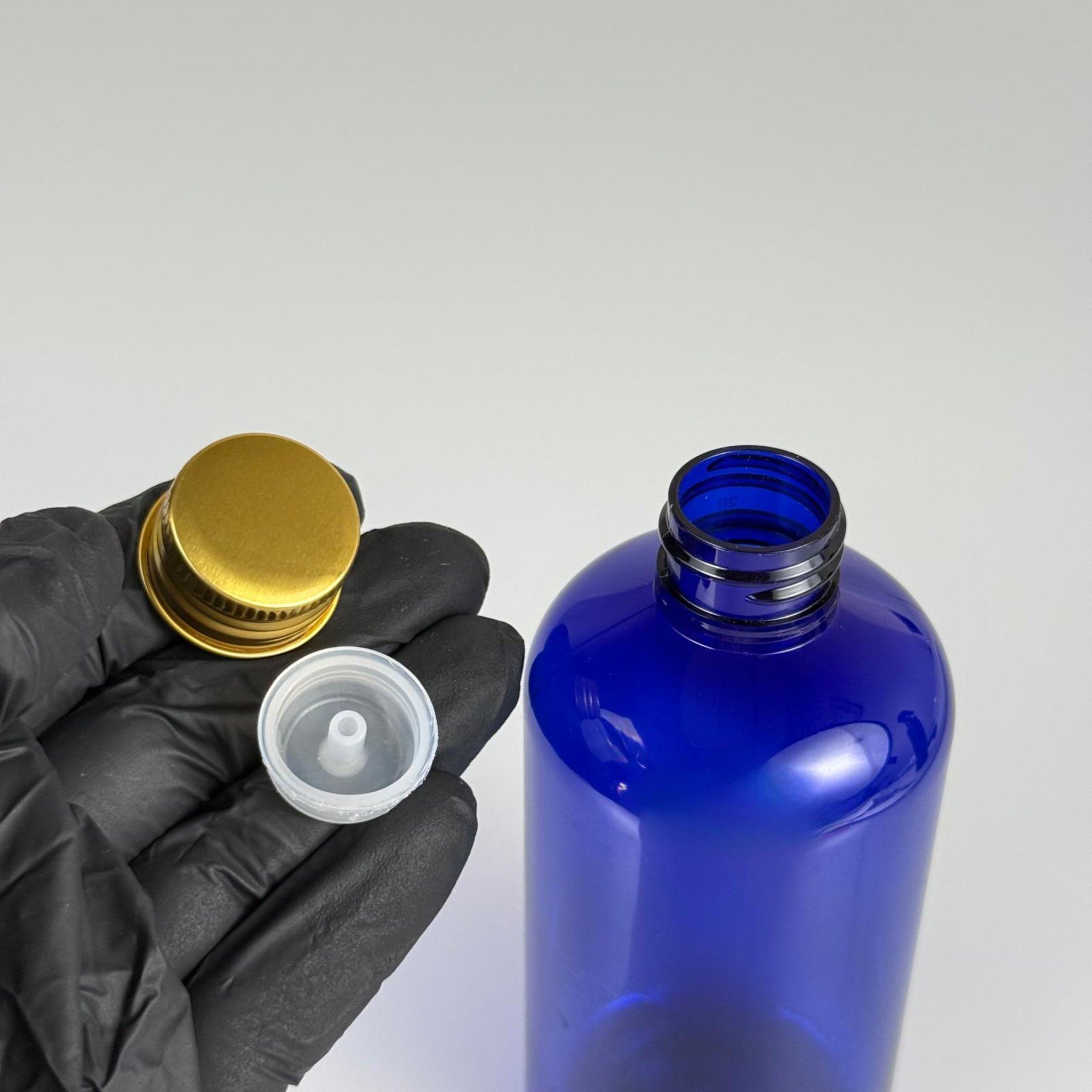 250 CC MAVİ PLASTİK ŞİŞE ZEYNEP MODEL ( 24 AĞIZ ) + KÖPÜK CONTALI GOLD METAL ALÜMİNYUM KAPAKLI + KOLONYA TIPALI TAKIM - 250 ML KAPAKLI MAVİ TOMBUL PET ŞİŞELER
