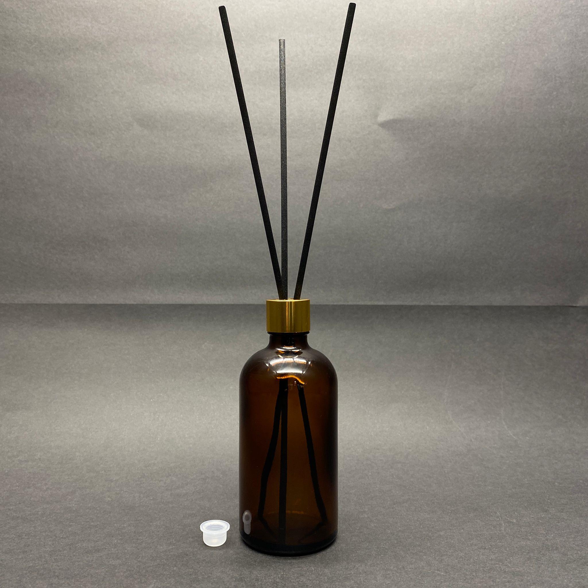 100 CC AMBER CAM BAMBU ODA KOKUSU ŞİŞESİ - 100 ML ÇUBUKLU BAMBU ODA KOKUSU ŞİŞESİ - DİFÜZÖR ŞİŞE- CAM ŞİŞE + GOLD METAL KAPAK + PLASTİK TIPA + 3 ADET FİBER SİYAH BAMBU ÇUBUK