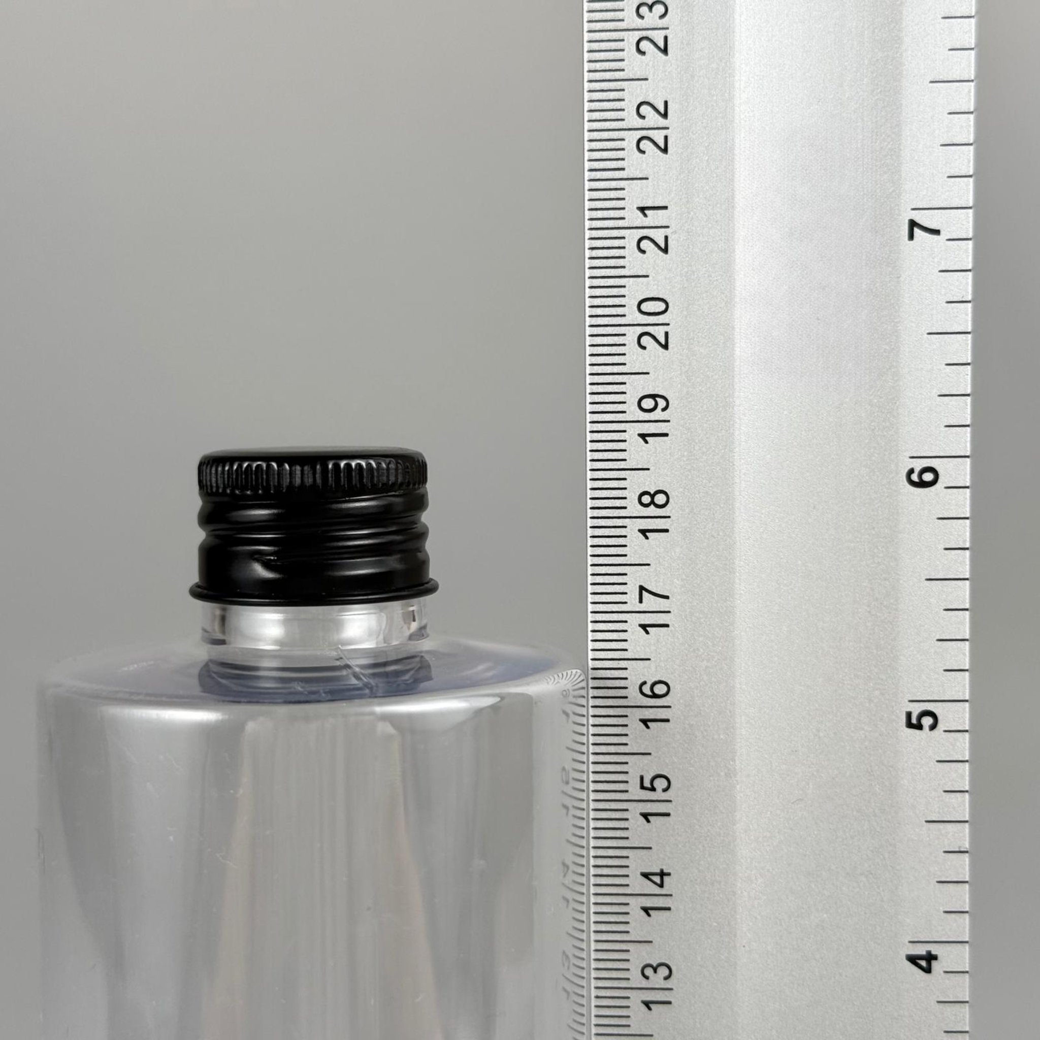 400 CC ŞEFFAF KÜT BOYUNLU SİLİNDİR PET ŞİŞE (30 GR - 24 AĞIZ ) + KÖPÜK CONTALI SİYAH METAL ALÜMİNYUM KAPAKLI + KOLONYA TIPALI TAKIM - 400 ML KAPAKLI ŞEFFAF PLASTİK ŞİŞELER