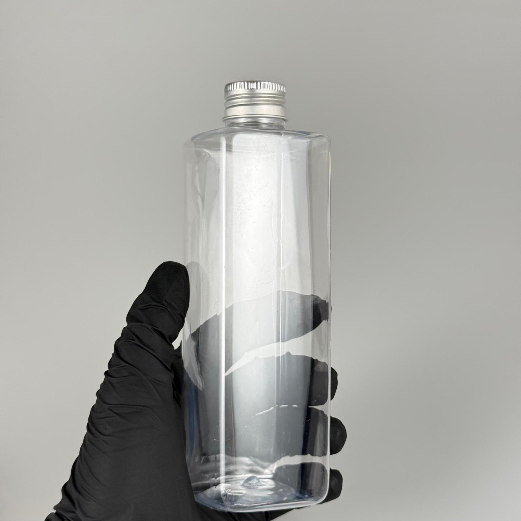300 CC KARE PET ŞİŞE (31 GR - 24 AĞIZ) + KÖPÜK CONTALI GÜMÜŞ METAL ALÜMİNYUM KAPAK TAKIM - 300 ML KAPAKLI PLASTİK ŞİŞELER
