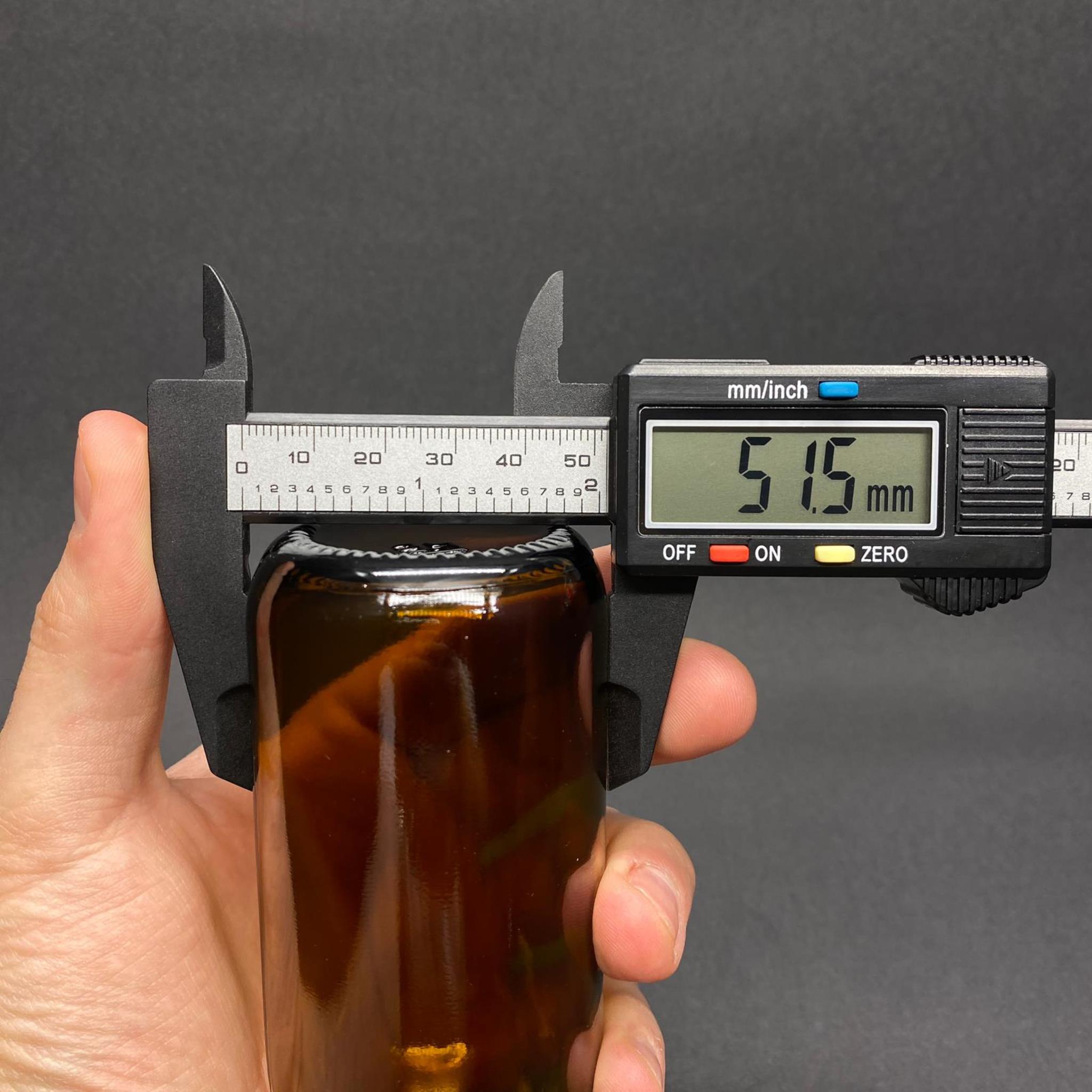 150 CC AMBER CAM ŞİŞE - 25 PP AĞIZ  - 150 ML KAHVERENGİ BOŞ ŞURUP ŞİŞESİ  - 150 ML ECZA ŞİŞESİ 25 PP - KAPAKSIZ - ŞİŞECAM ÜRÜN KODU: 716715