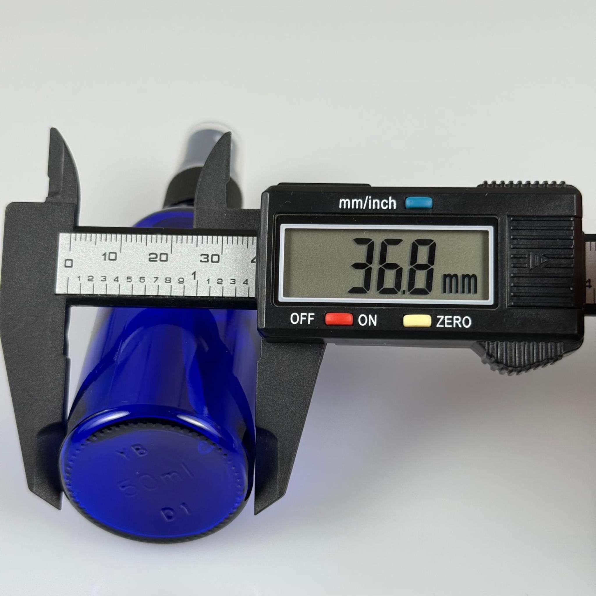 50 CC MAVİ CAM ŞİŞE - SİYAH SPREYLİ TAKIM - 50 ML SİYAH SPREYLİ MAVİ CAM ŞİŞE