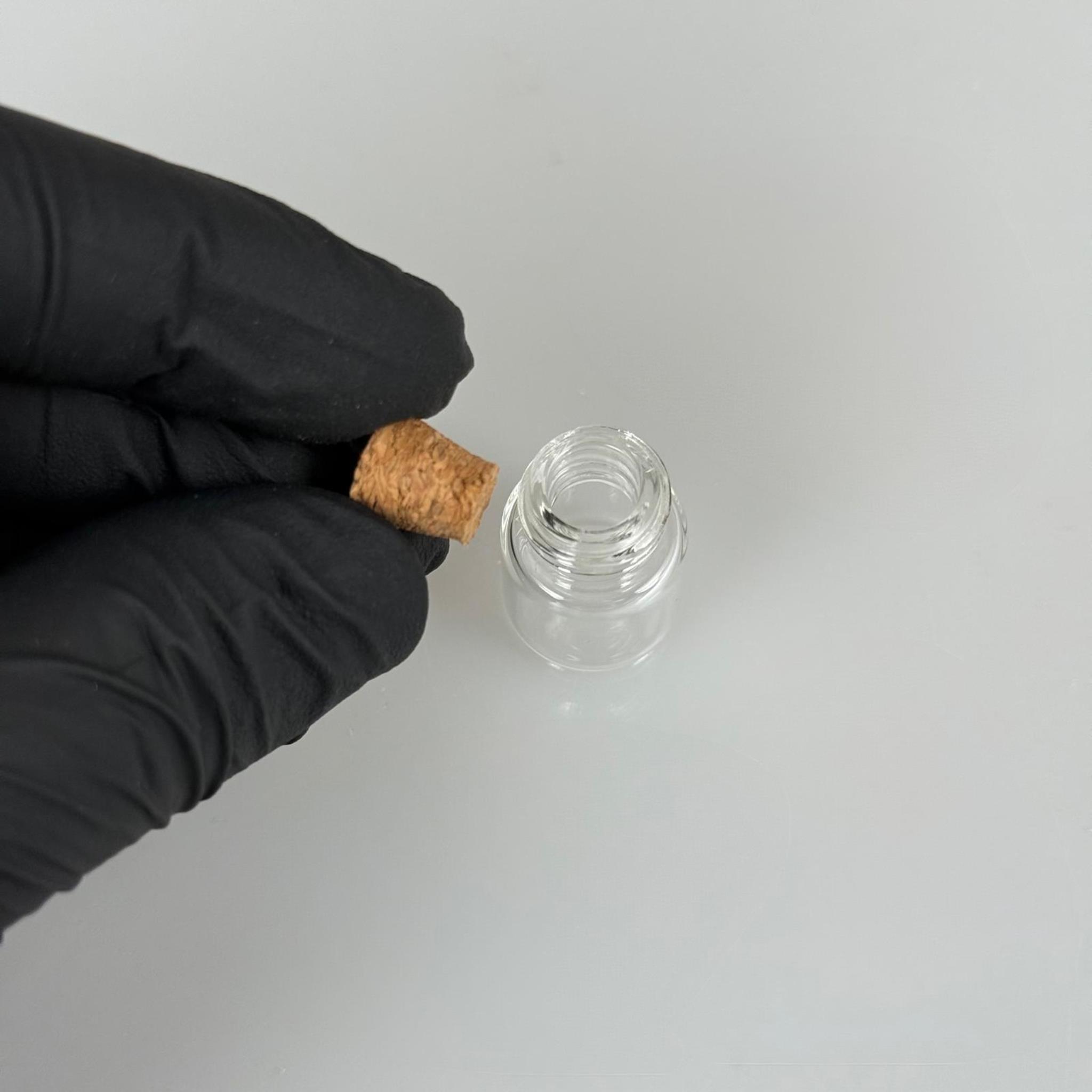 1 CC MANTAR TIPALI CAM ŞİŞE - ŞEFFAF 1 ML MANTARLI MİNİ CAM ŞİŞE
