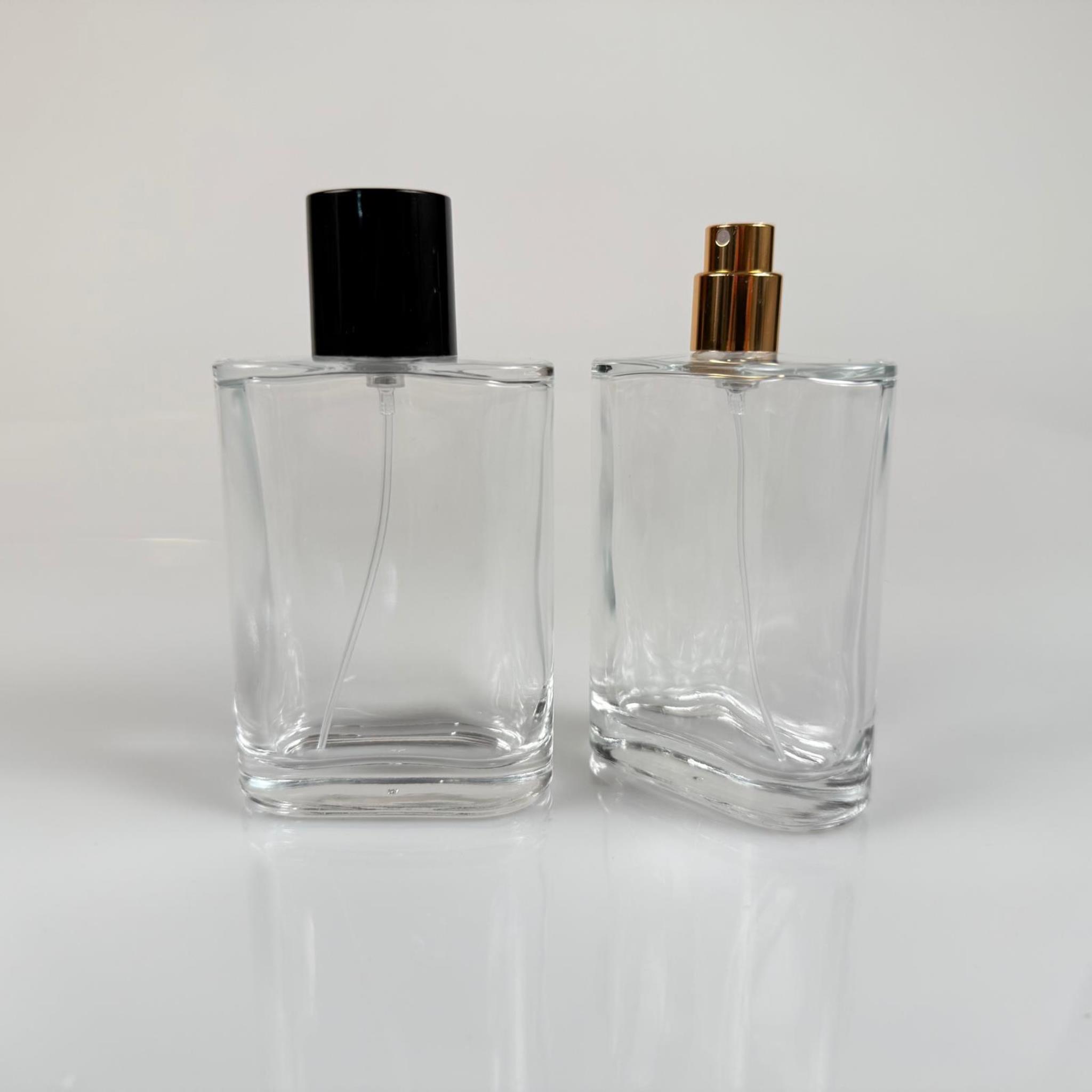 100 ML YASSI MODEL CEO PARFÜM ŞİŞESİ - GOLD METAL SPREYLİ + SİYAH KAPAKLI (AĞIZ 15 MM GEÇME KOLAY KAPAMA)