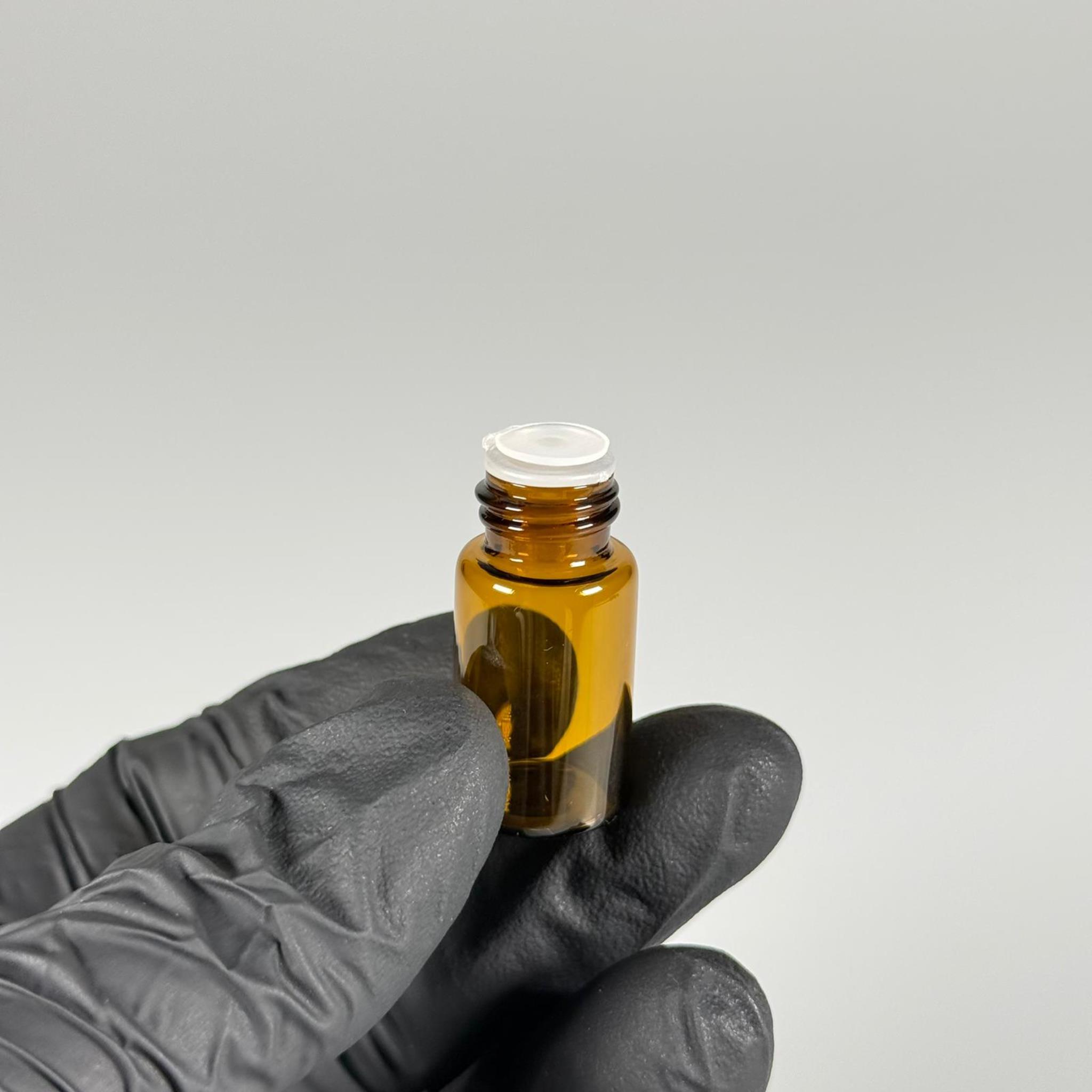 3 CC AMBER İNCE CAM ŞİŞE - BEYAZ KAPAKLI + İÇTEN DAMLALIKLI - 3 ML CAM ŞİŞE