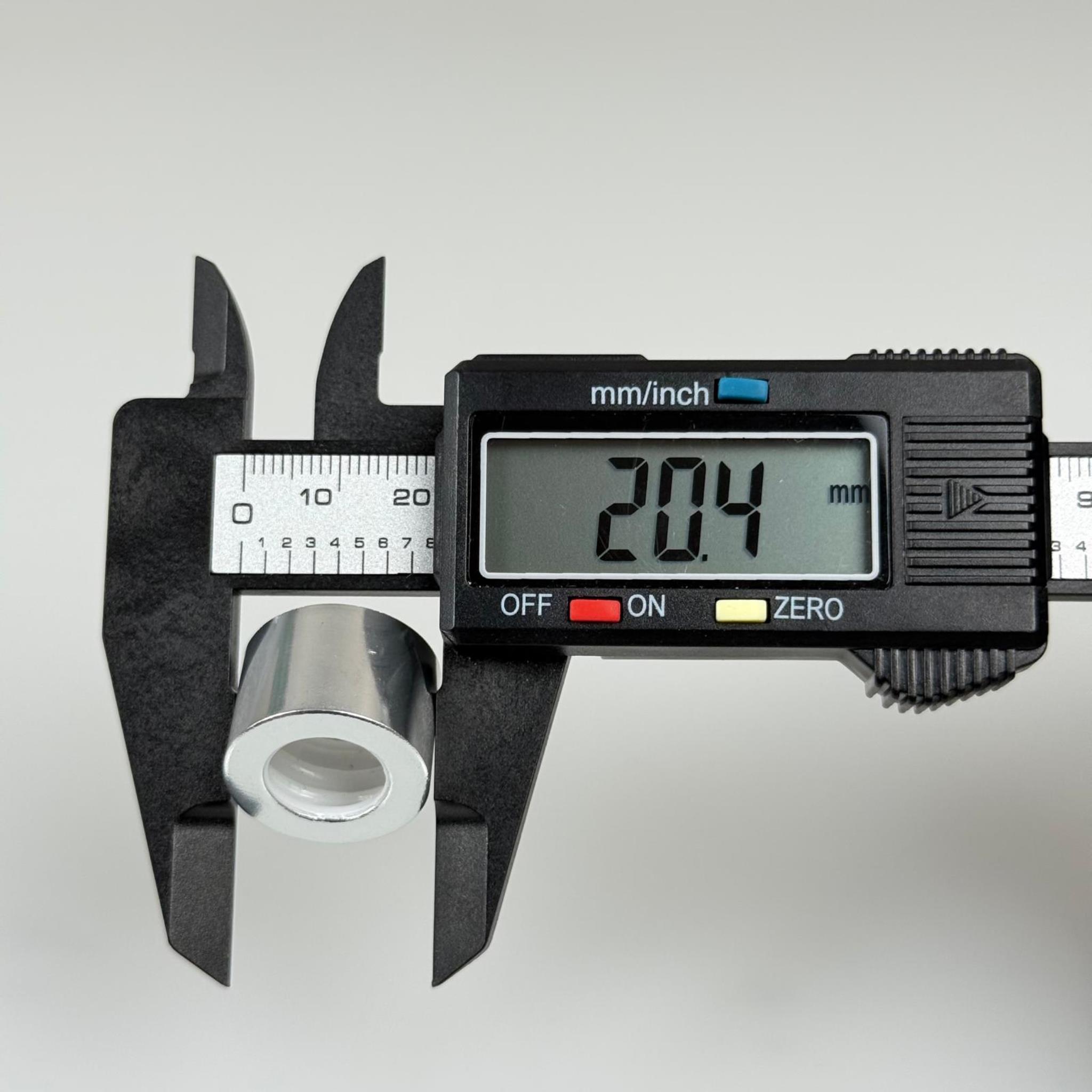18 MM DELİKLİ GÜMÜŞ METALİK KAPLAMALI KAPAK (DAMLALIK İÇİN)