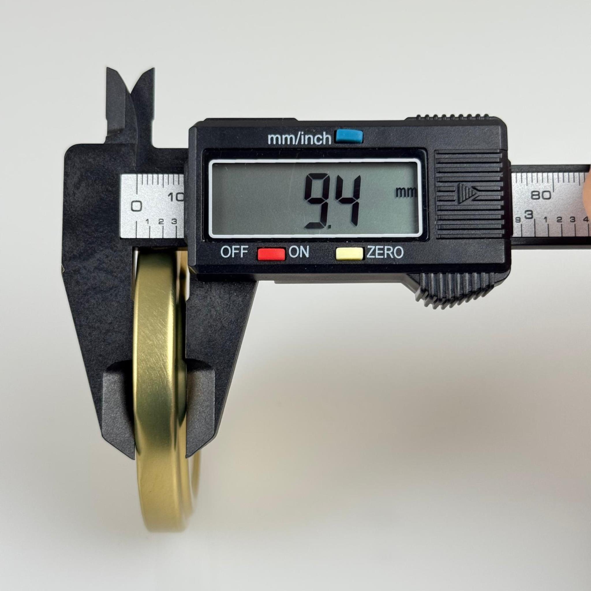 66 MM TWİST-OFF GOLD DÜĞMELİ KOYU (MC066RSB469) - RP60 SİLGAN - EMNİYET DÜĞMELİ - TİKTAK KAPAK - BUTONLU KAPAK