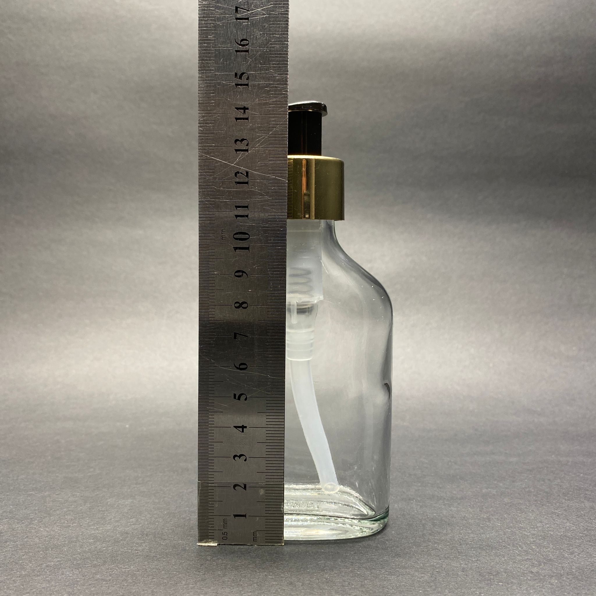 100 CC YASSI CAM ŞİŞE - GOLD POMPALI  - 100 ML SIVI SABUN POMPALI YASSI CAM ŞİŞE , CAM TONİK ŞİŞESİ