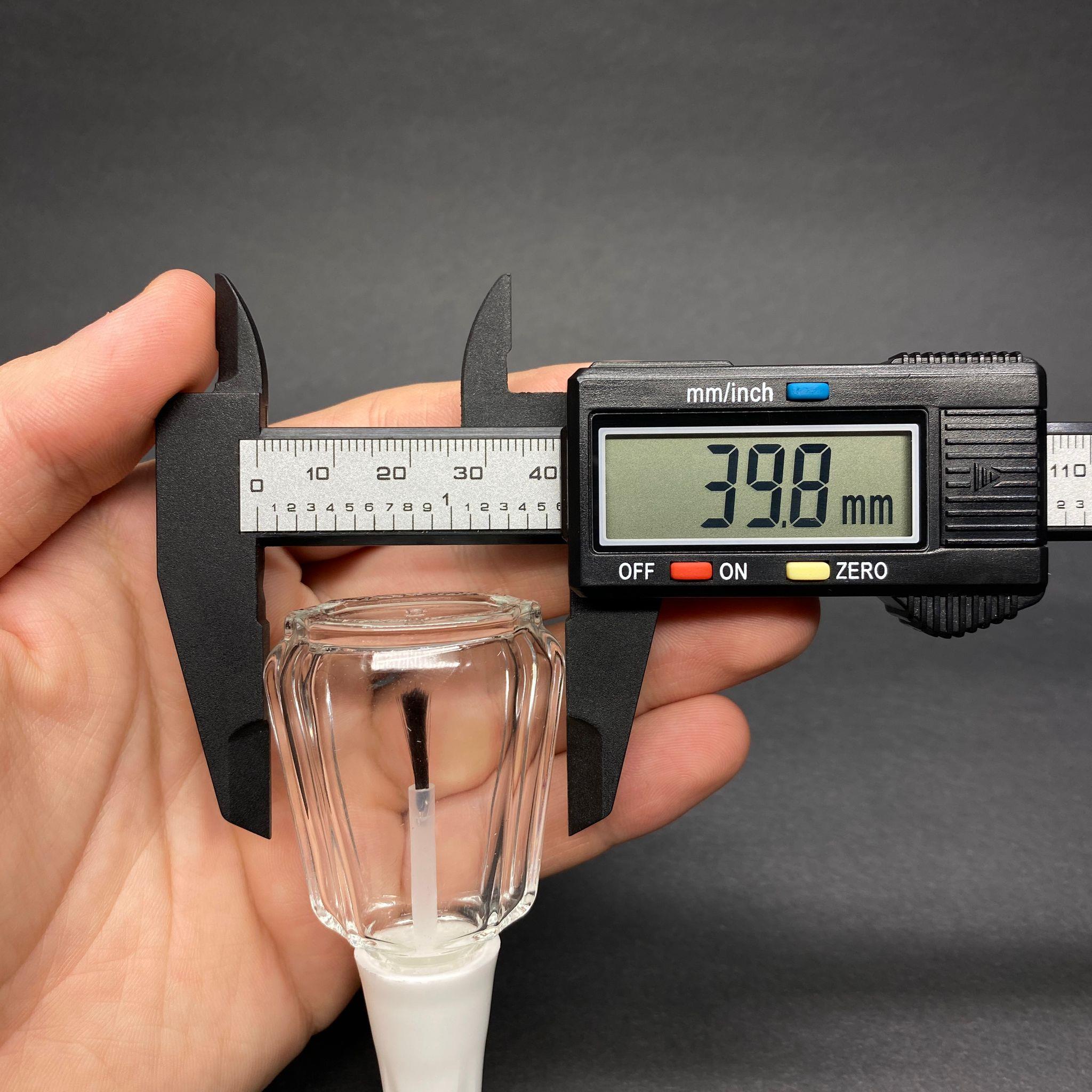 15 CC FIRÇALI YASSI YANDAN ÇIKINTILI CAM ŞİŞE - ŞEFFAF - 15 ML KAPAKLI FIRÇALI CAM ŞİŞE - CAM OJE ŞİŞESİ FIRÇALI BEYAZ KAPAKLI TAKIM - BOŞ OJE ŞİŞESİ, FIRÇALI ŞİŞE, OTOMOTİV VE MOBİLYA İÇİN RÖTÜŞ BOYA ŞİŞESİ VB. ÇOK AMAÇLI FIRÇALI ŞİŞE