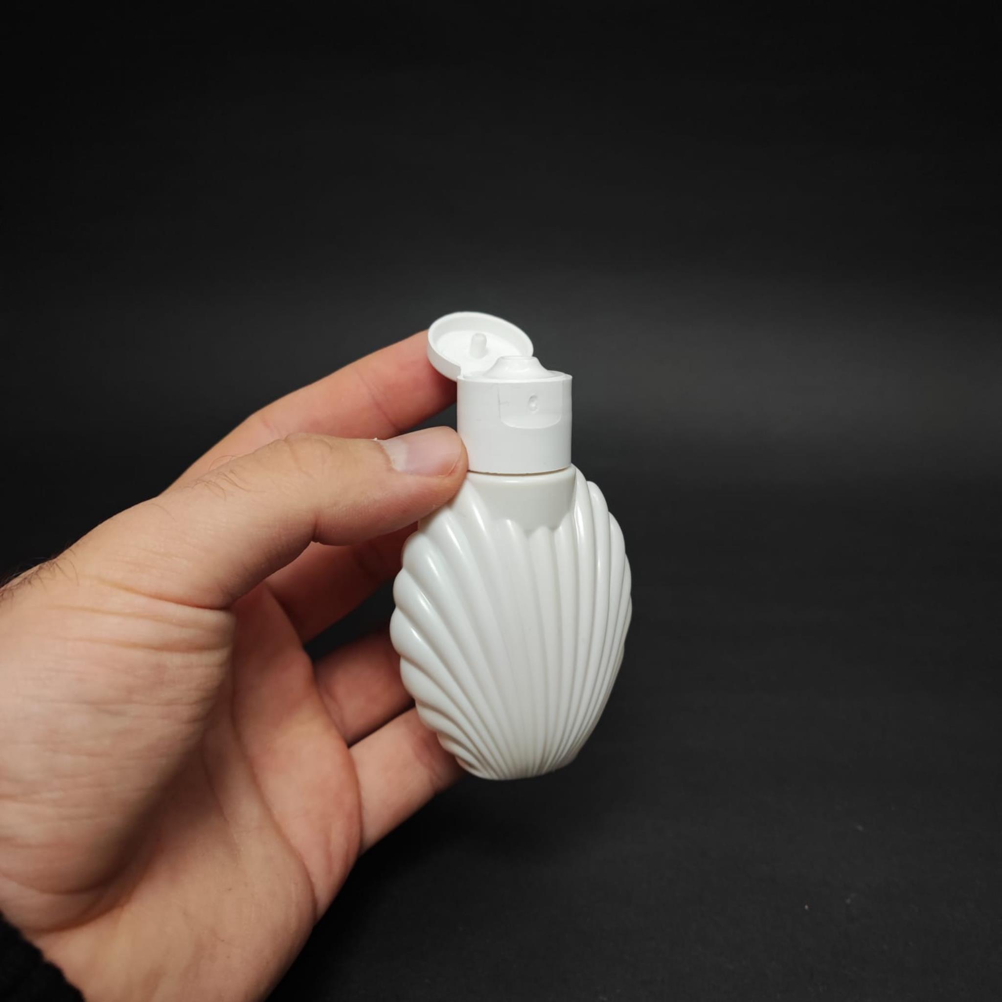 40 CC BEYAZ İSTİRİDYE KOLONYA ŞİŞESİ - BEYAZ FLİPTOP KAPAKLI - 40 ML AKITICILI CAMPET PLASTİK KOLONYA ŞİŞESİ