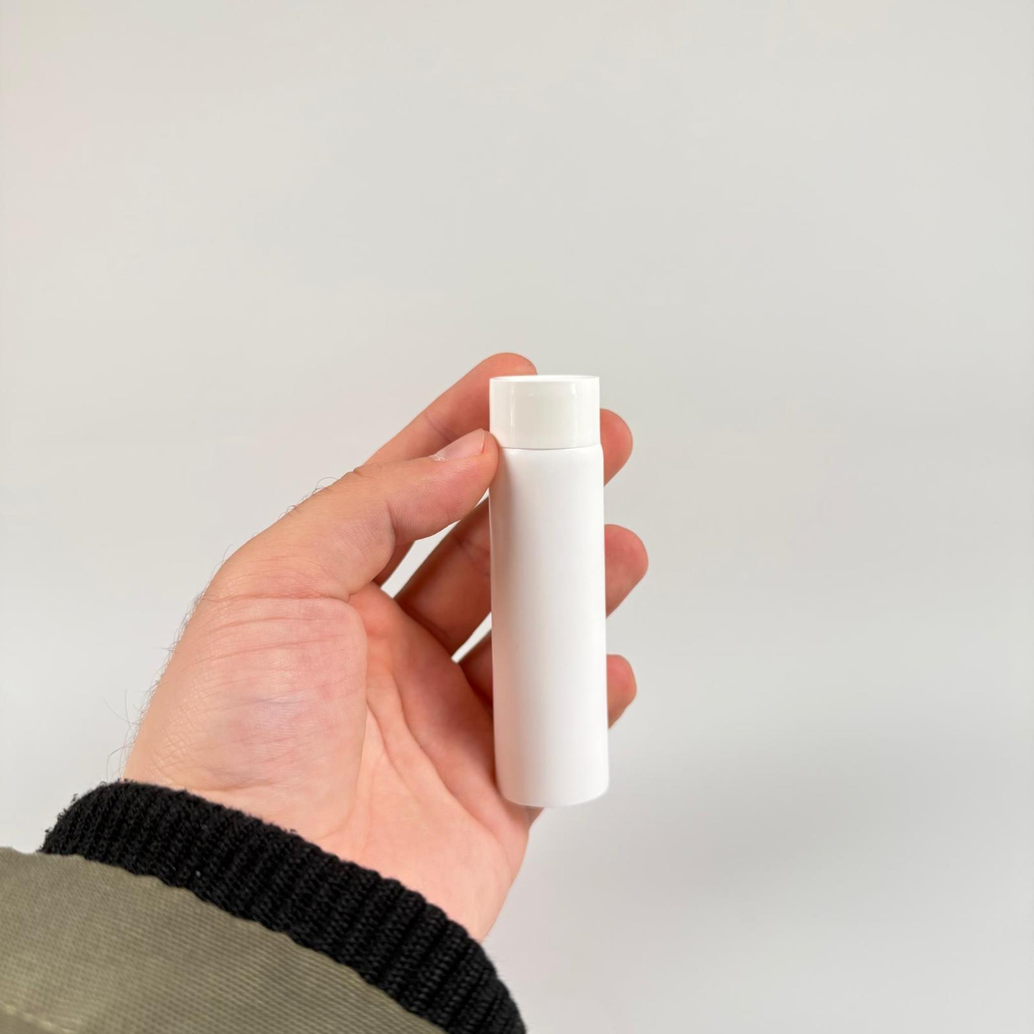 KOZMETİK İÇİN BEYAZ BOŞ KREM TÜPÜ KAPAKLI - 30 ML - MERHEM TÜPÜ - LİPGLOSS TÜP - DUDAK PARLATICISI TÜPÜ - BAL DOLUMU İÇİN PLASTİK TÜP  - DÜZ - ALTI AÇIK ELLE KAPANMAZ ISITICI GEREKİR