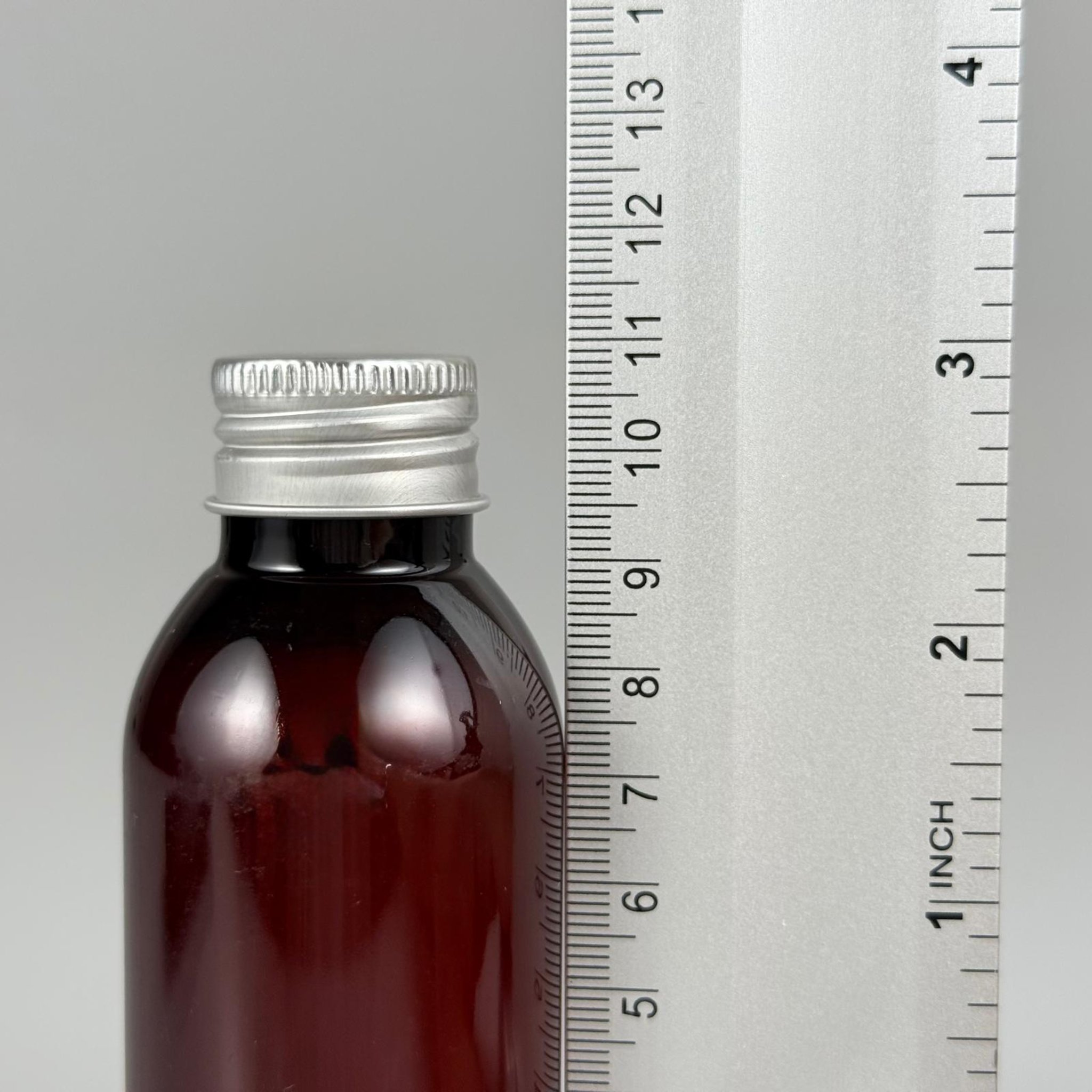 100 CC AMBER SERT MODEL PET ŞİŞE (24 AĞIZ) + KÖPÜK CONTALI GÜMÜŞ METAL ALÜMİNYUM KAPAK TAKIM - 100 ML KAPAKLI KAHVERENGİ KALIN PET ŞİŞELER