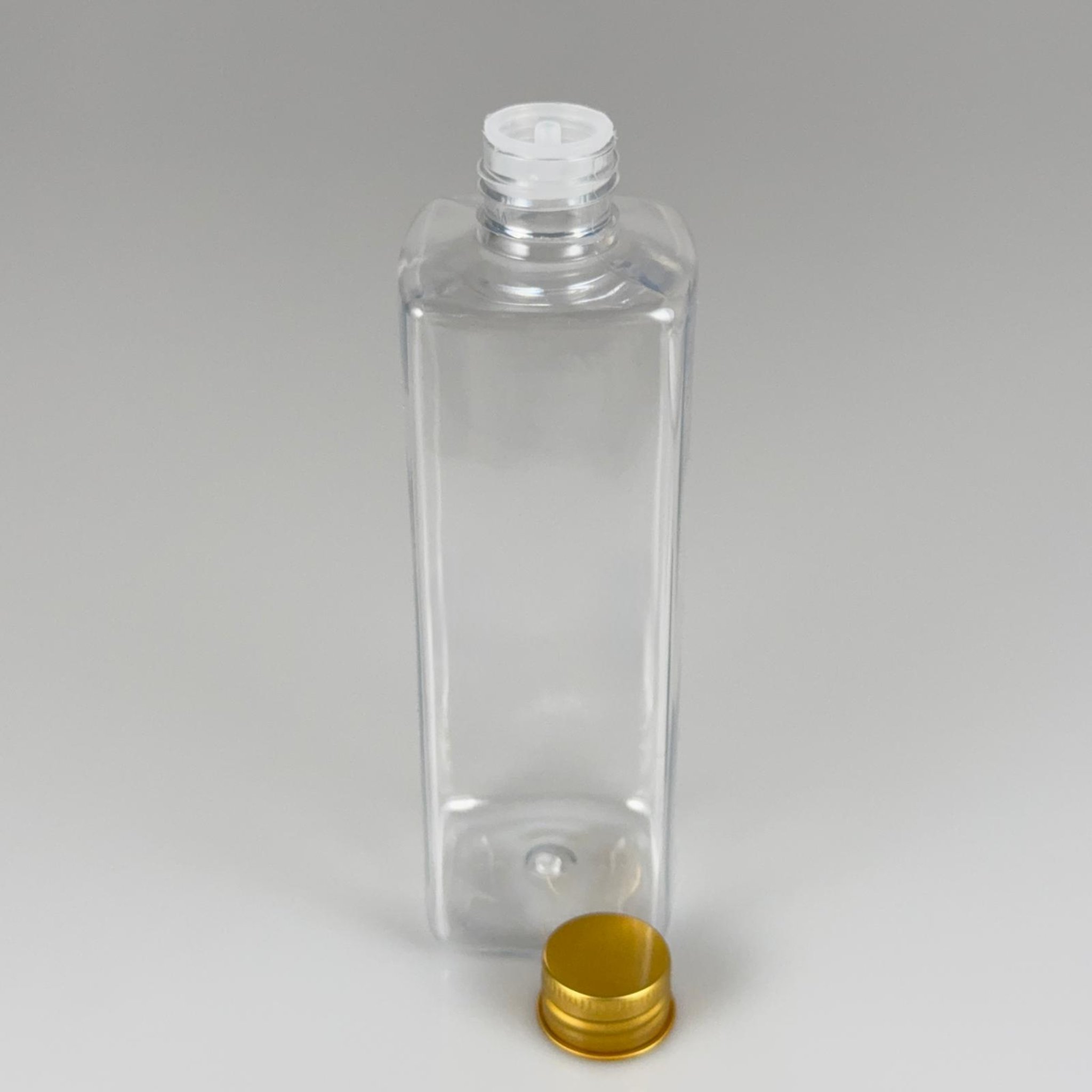 300 CC KARE PET ŞİŞE (31 GR - 24 AĞIZ) + KÖPÜK CONTALI GOLD METAL ALÜMİNYUM KAPAK + KOLONYA TIPALI TAKIM - 300 ML KAPAKLI PLASTİK ŞİŞELER