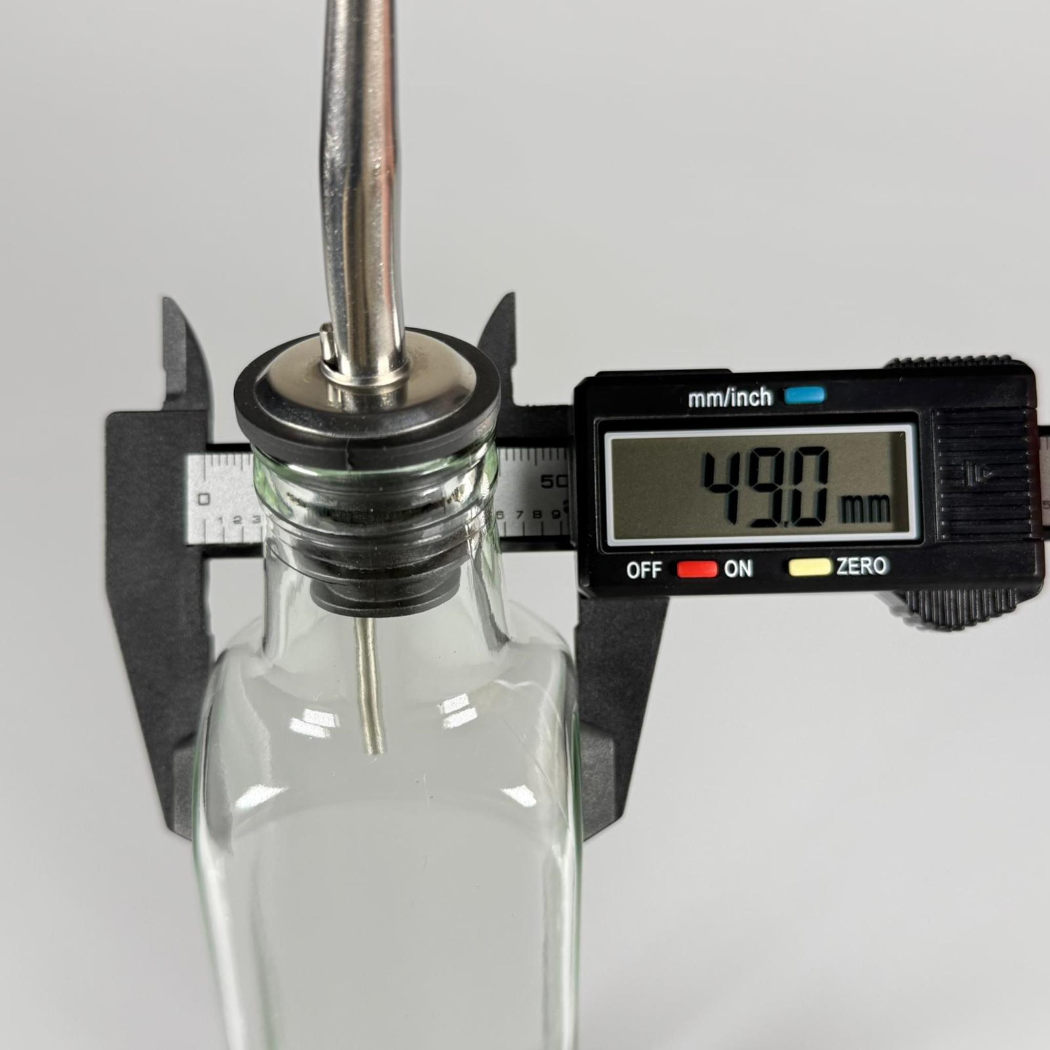 KÖŞELİ CAM YAĞLIK - 250 ML ŞEFFAF KARE CAM MARASKA ŞİŞE + ÇELİK YAĞDANLIK TIPASI TAKIM