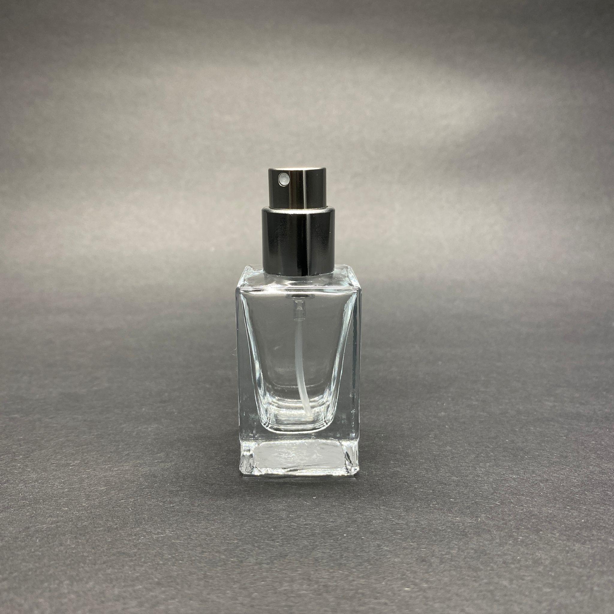 15 ML KARE MODEL BLOOM PARFÜM ŞİŞESİ - GÜMÜŞ METAL SPREYLİ (AĞIZ 15 MM GEÇME KOLAY KAPAMA)