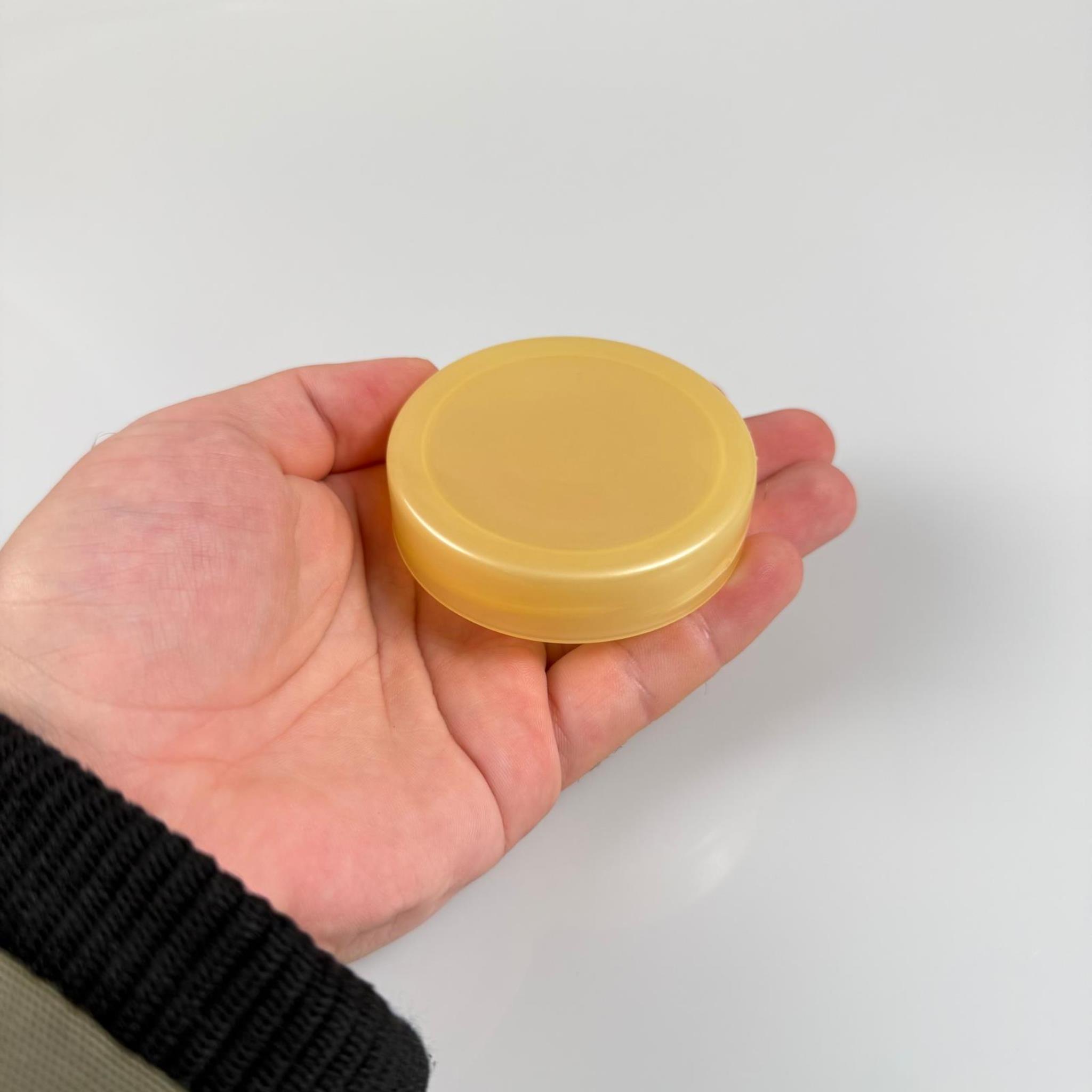 63 MM TWİST-OFF PLASTİK GOLD KAPAK - 63 MM PLASTİK KAPAK