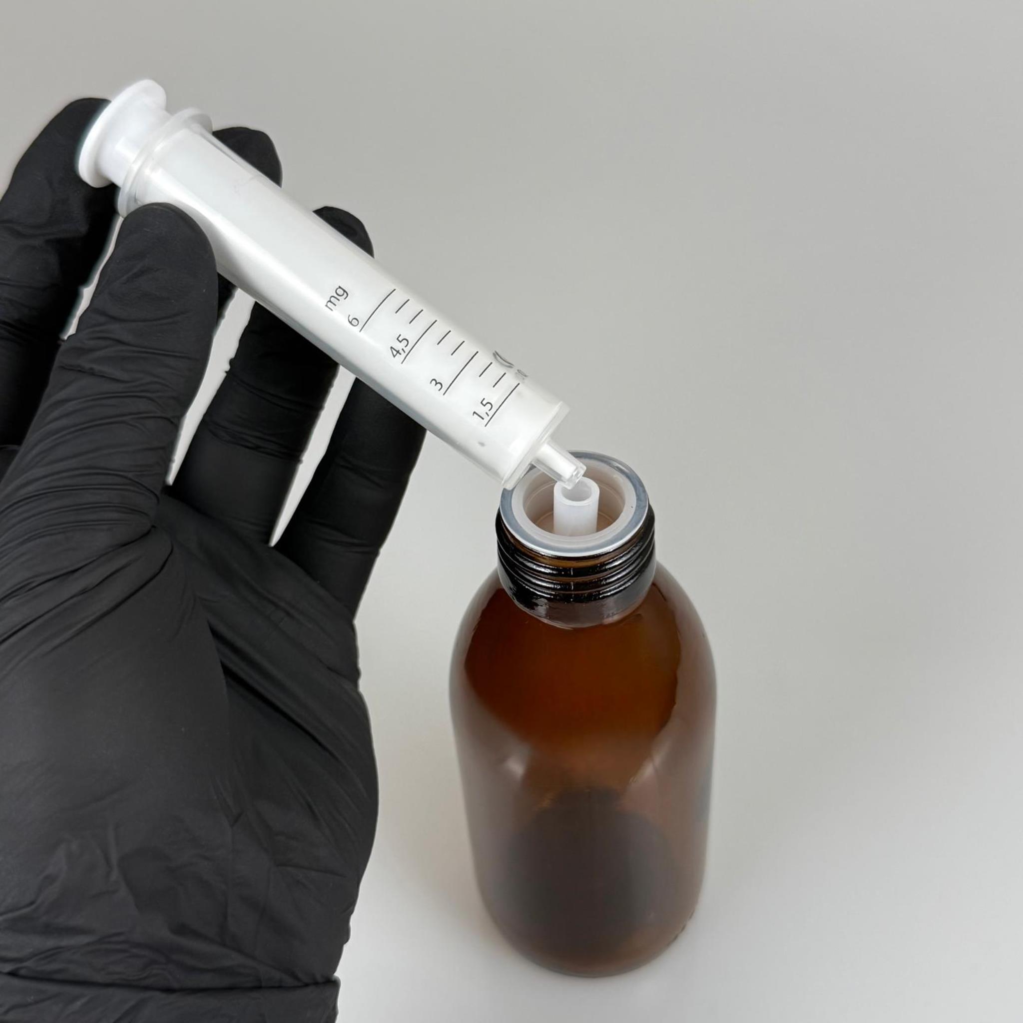 150 ML CAM ECZA ŞİŞESİ + 6 ML DOZAJ PİPETİ + DOZAJ TIPASI + CONTALI PLASTİK KAPAK TAKIM