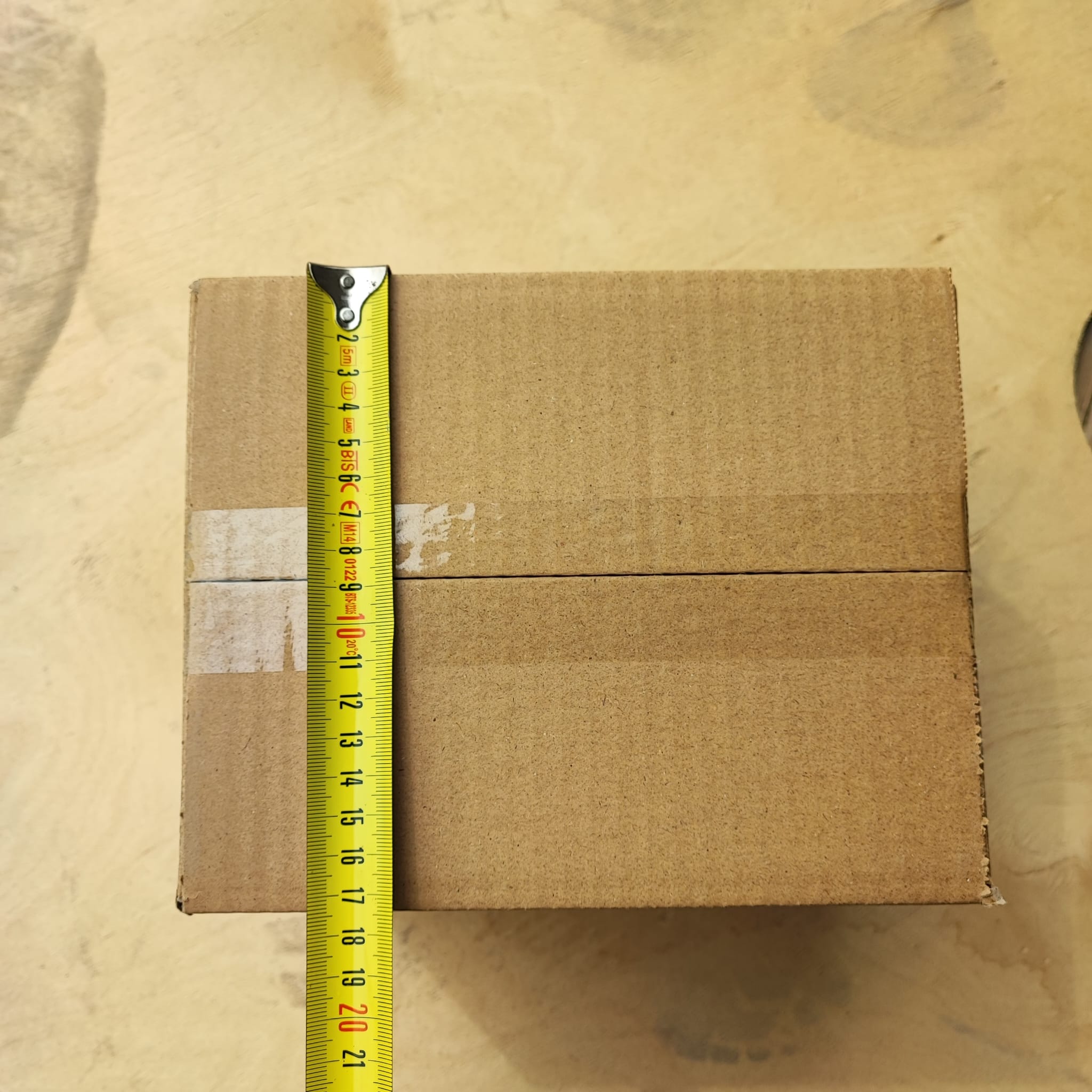 21*16 CM 15 CM YÜKSEKLİK KARTON KUTU - TEK OLUKLU - BOŞ KARTON KUTU - BOŞ KOLİ - KARTON KOLİ - E TİCARET İÇİN KOLİ -  BURSA DEPOMUZDAN ALABİLİRSİNİZ
