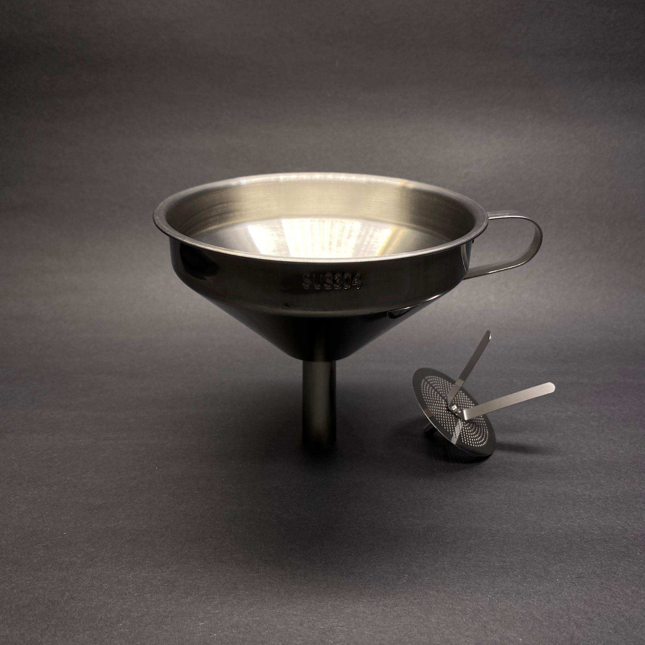 ÇELİK HUNİ - SÜZGEÇLİ METAL HUNİ