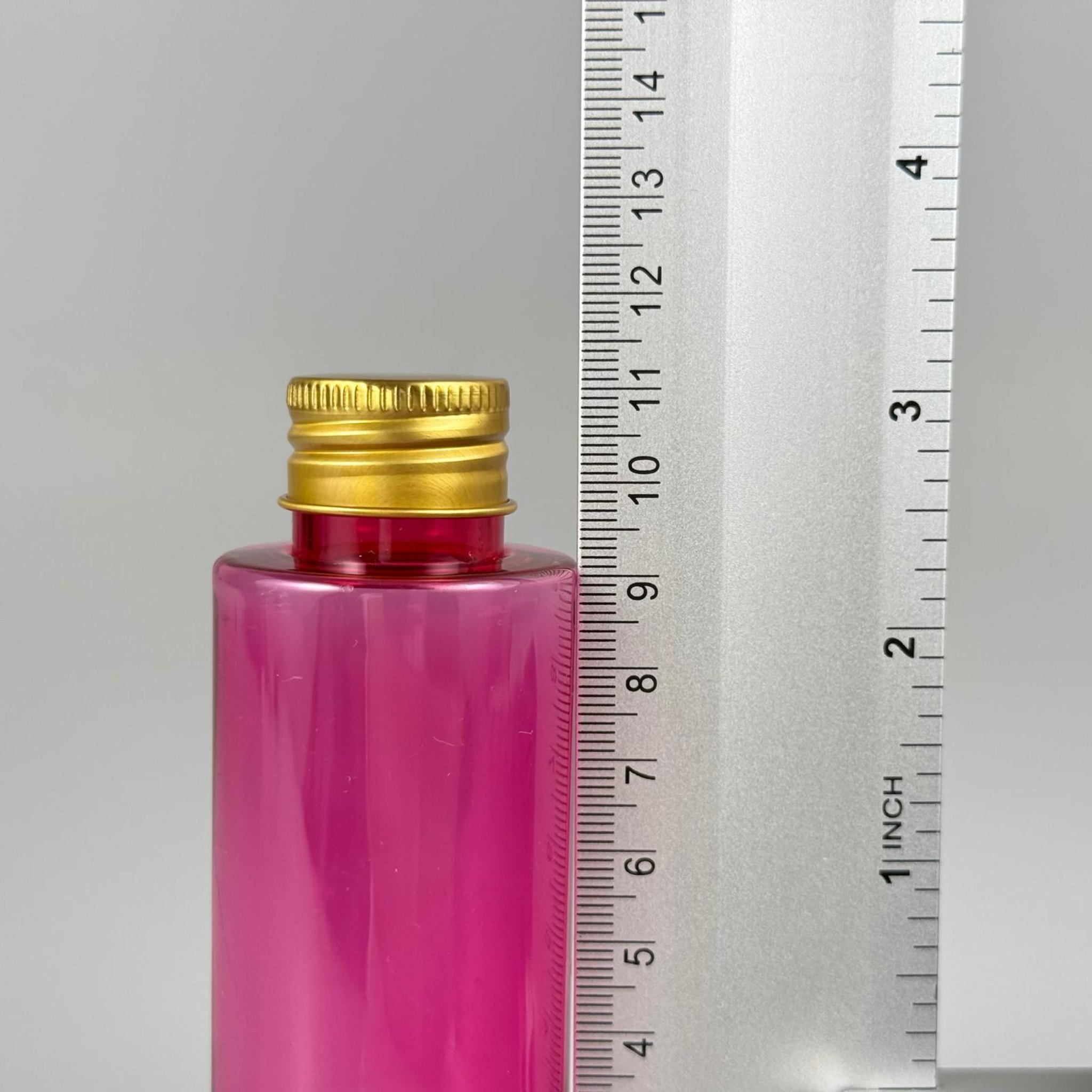 100 CC PEMBE SİLİNDİR KESKİN KÜT MODEL SERT PET ŞİŞE (17 GR - 24 AĞIZ ) + KÖPÜK CONTALI GOLD METAL ALÜMİNYUM KAPAK TAKIM - 100 ML KAPAKLI PEMBE PET ŞİŞELER