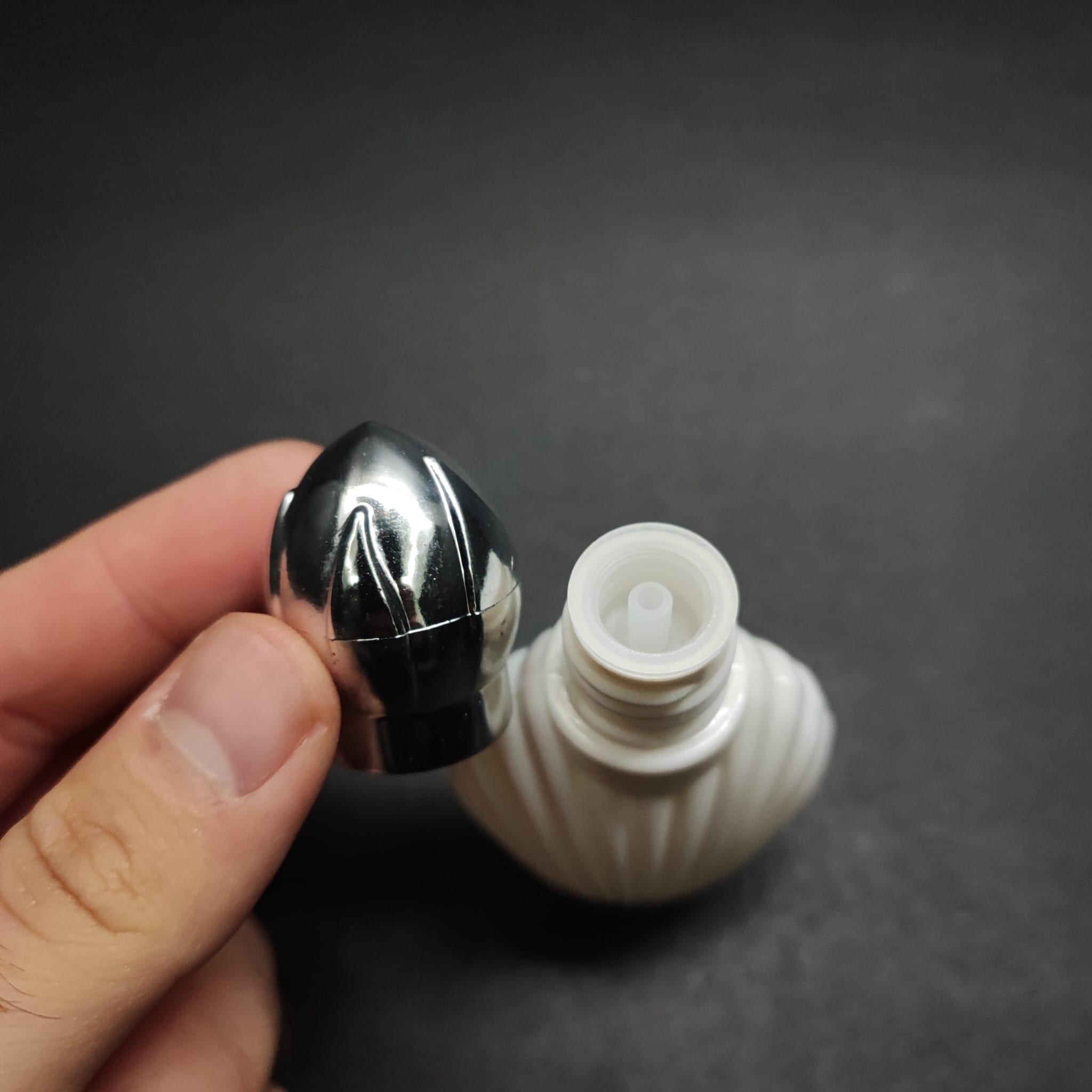 40 CC BEYAZ CAMPET İSTİRİDYE KOLONYA ŞİŞESİ - KRAL TACI GEÇME GÜMÜŞ KAPAKLI - KOLONYA TIPALI - 40 ML CAMPET KOLONYA ŞİŞESİ