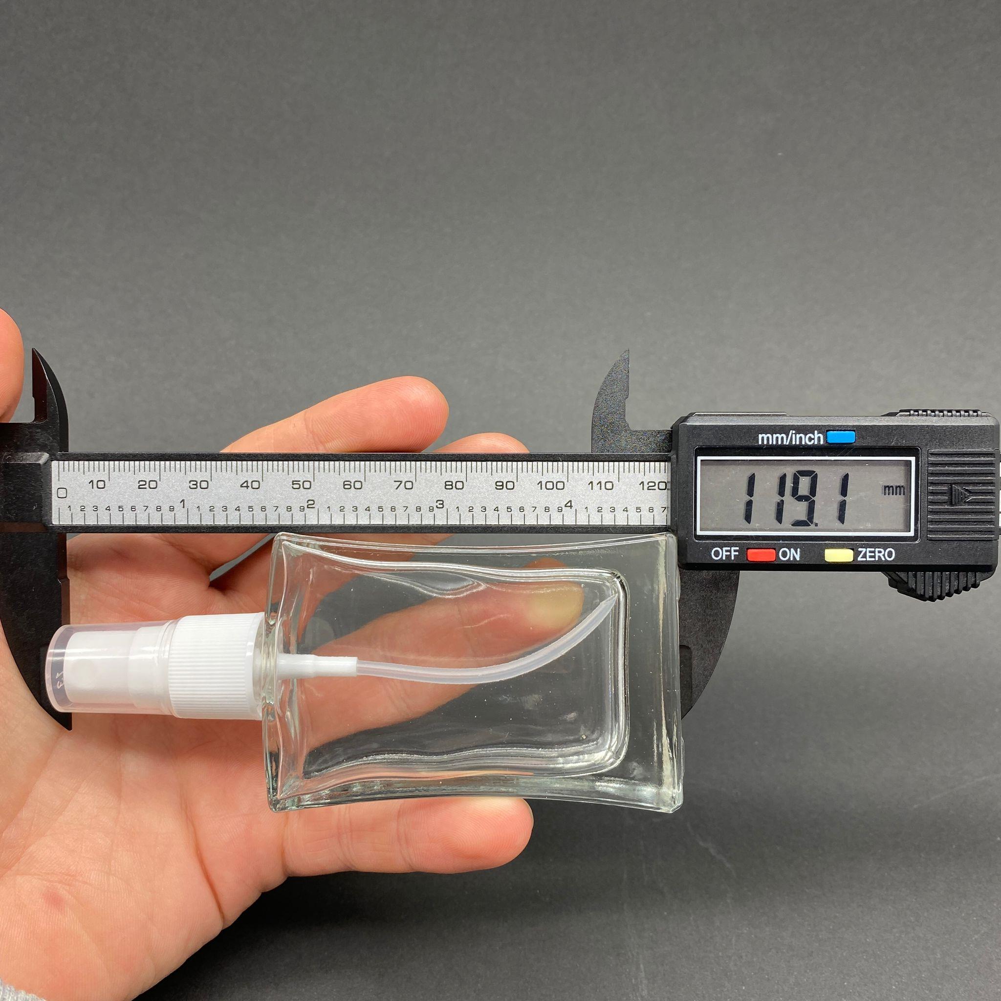 50 CC KÖŞELİ CAM ŞİŞE BEYAZ SPREYLİ TAKIM - 50 ML PARFÜM ŞİŞESİ - 1. KALİTE İTHAL CAM
