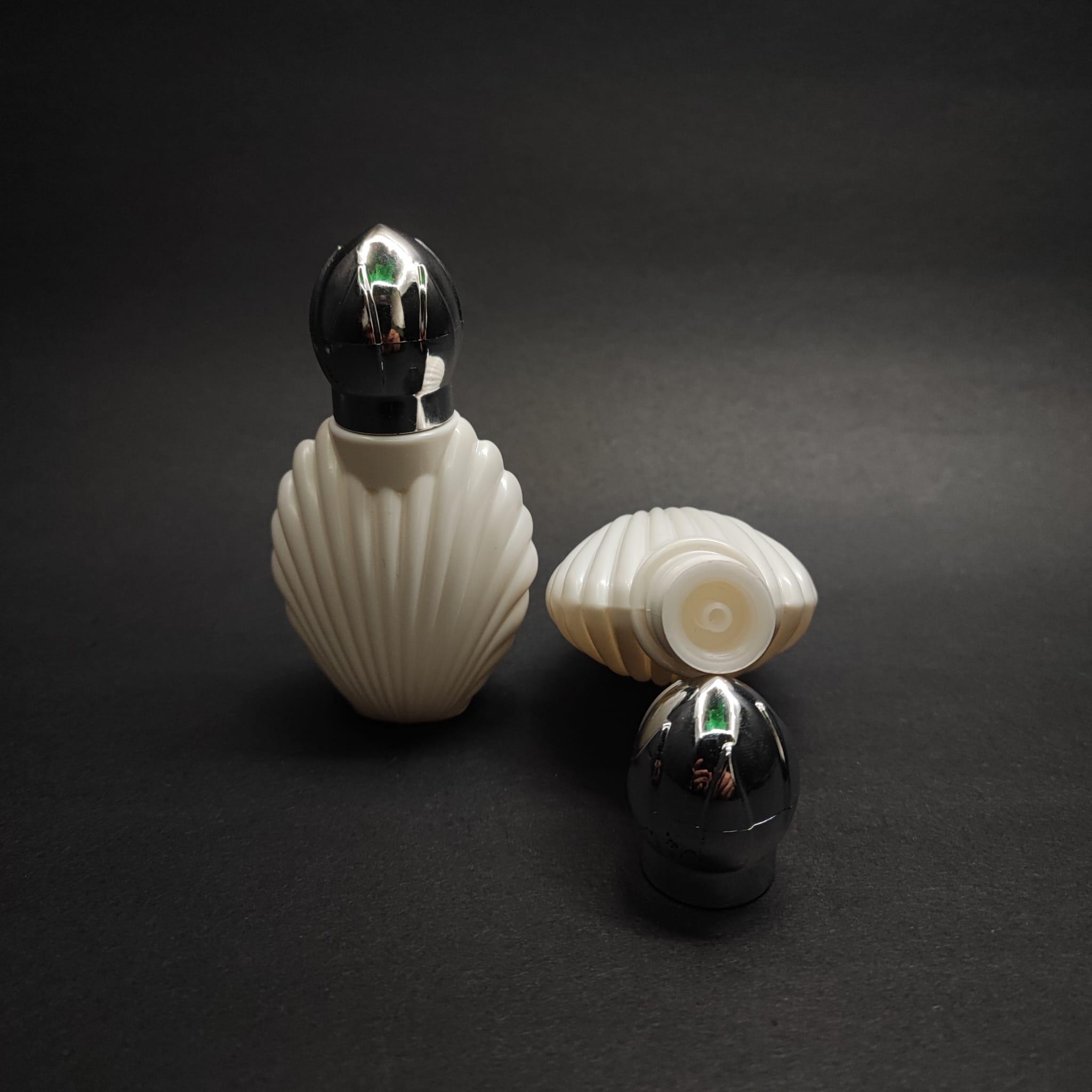 40 CC BEYAZ CAMPET İSTİRİDYE KOLONYA ŞİŞESİ - KRAL TACI GEÇME GÜMÜŞ KAPAKLI - KOLONYA TIPALI - 40 ML CAMPET KOLONYA ŞİŞESİ
