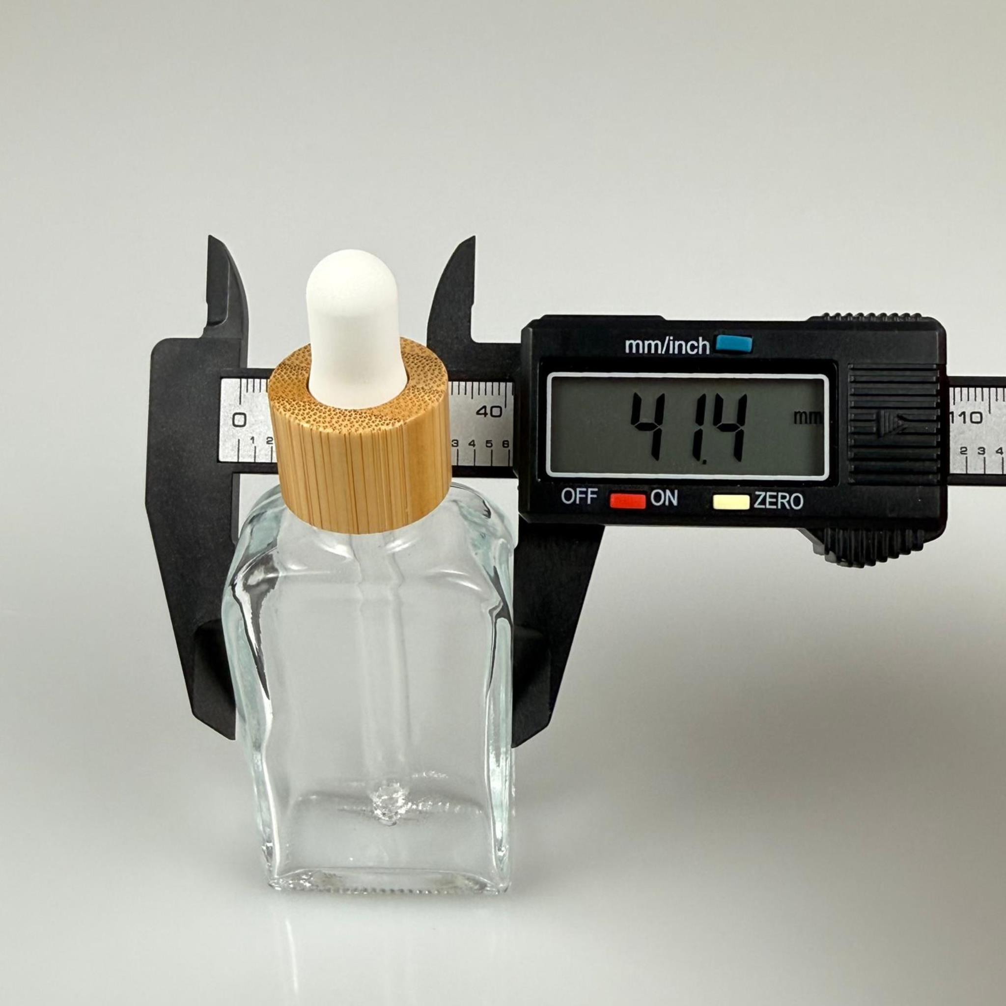 40 CC YASSI DİKDÖRTGEN PRESTİJLİ CAM DAMLALIKLI ŞİŞE - BEYAZ EMZİK - AHŞAP BAMBU KAPAK - 40 ML CAM DAMLALIKLI ŞİŞE - DAMLALIKLI BOŞ ŞİŞE