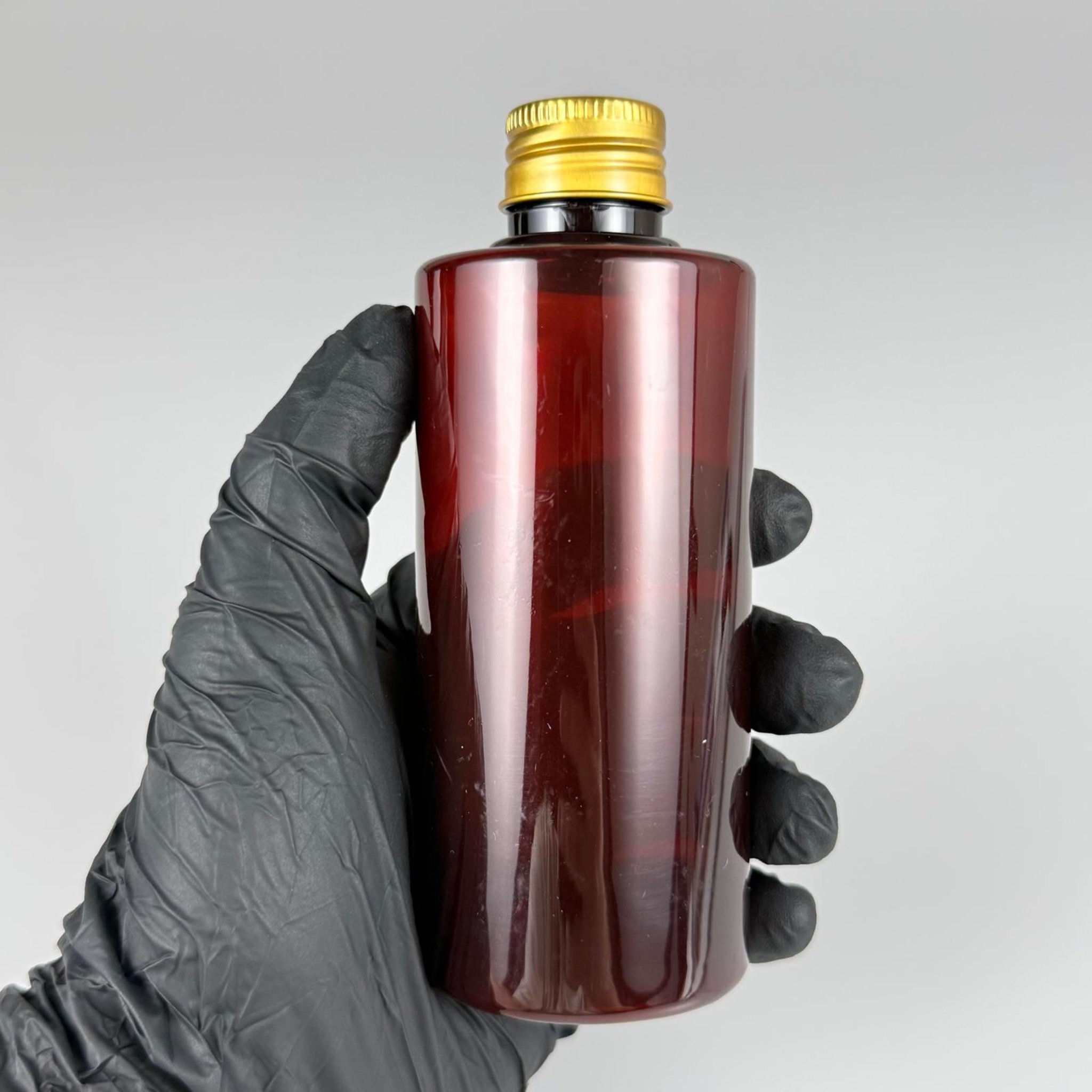 200 CC AMBER SİLİNDİR KESKİN KÜT MODEL SERT PET ŞİŞE (25 GR - 24 AĞIZ ) + KÖPÜK CONTALI GOLD METAL ALÜMİNYUM KAPAKLI + KOLONYA TIPALI TAKIM - 200 ML KAPAKLI KAHVERENGİ PET ŞİŞELER