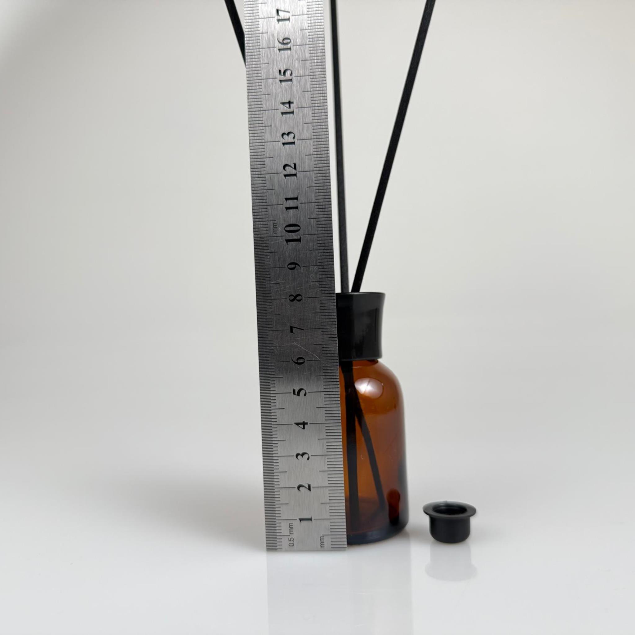 50 CC AMBER CAM BAMBU ODA KOKUSU ŞİŞESİ - 50 ML ÇUBUKLU BAMBU ODA KOKUSU ŞİŞESİ - DİFÜZÖR ŞİŞE- CAM ŞİŞE + SİYAH LÜX KAPAK + SİYAH TIPA + 3 ADET FİBER SİYAH BAMBU ÇUBUK