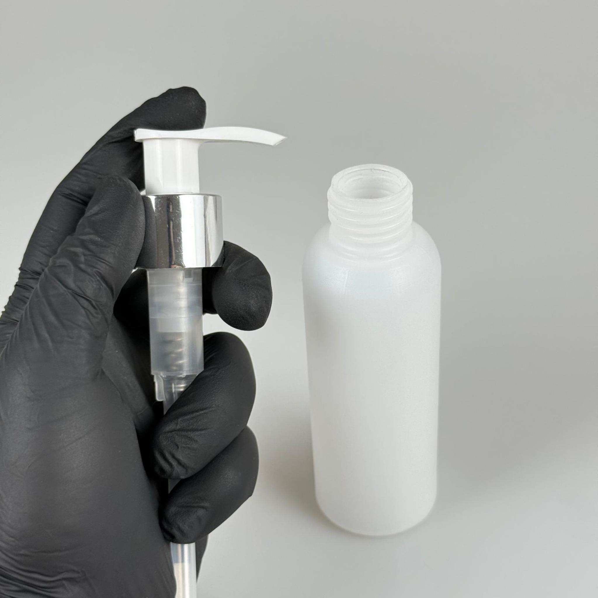 100 CC NATÜREL SERT POLİETİLEN ŞİŞE + GÜMÜŞ POMPALI ( 24 MM ) - 100 ML GÜMÜŞ POMPALI SERT POLİETİLEN ŞİŞE (YOĞUN KIVAMLI SIVILARDA TIKANMAZ)