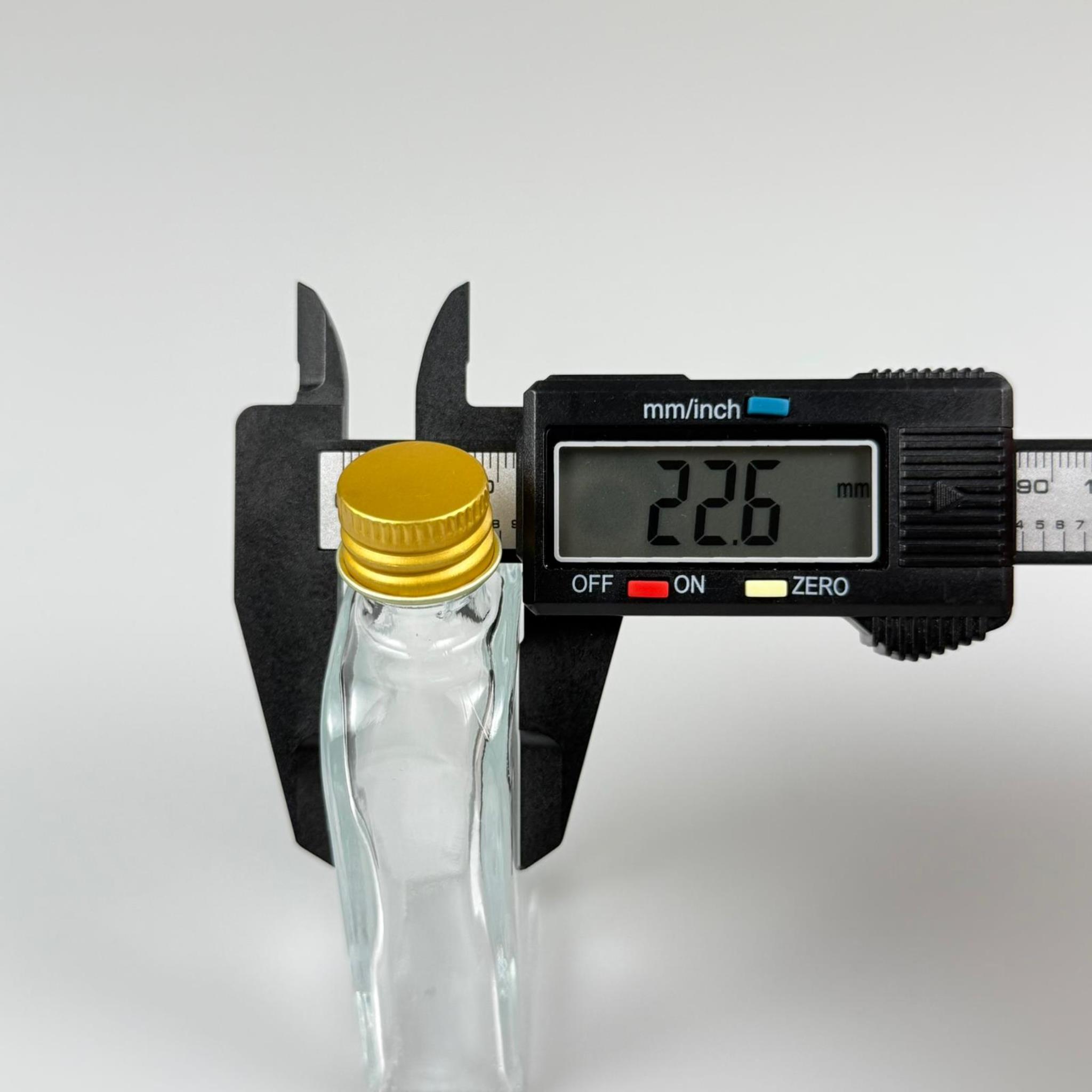 40 CC YASSI DİKDÖRTGEN CAM ŞİŞE - GOLD METAL KAPAKLI KOLONYA TIPALI - 40 ML PRESTİJLİ ŞİŞE