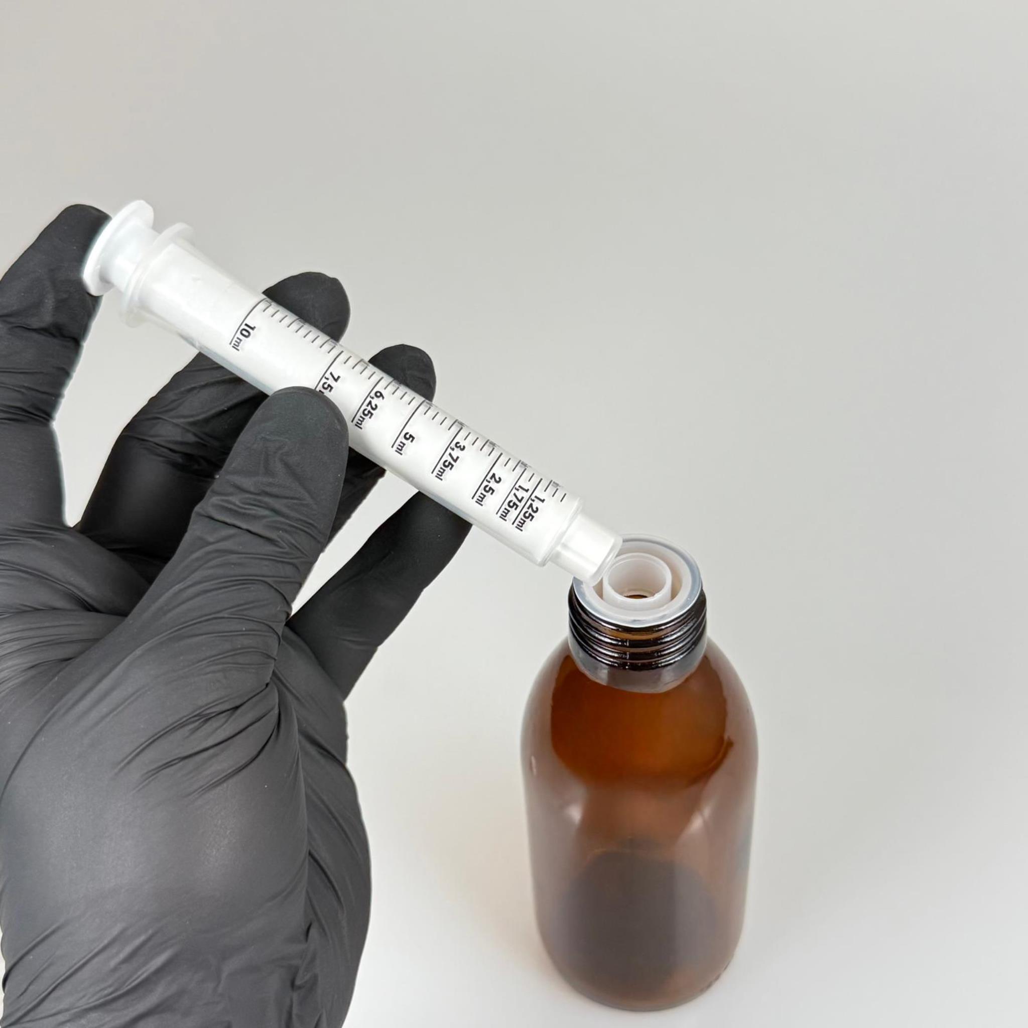 150 ML CAM ECZA ŞİŞESİ + 10 ML DOZAJ PİPETİ + DOZAJ TIPASI + CONTALI PLASTİK KAPAK TAKIM