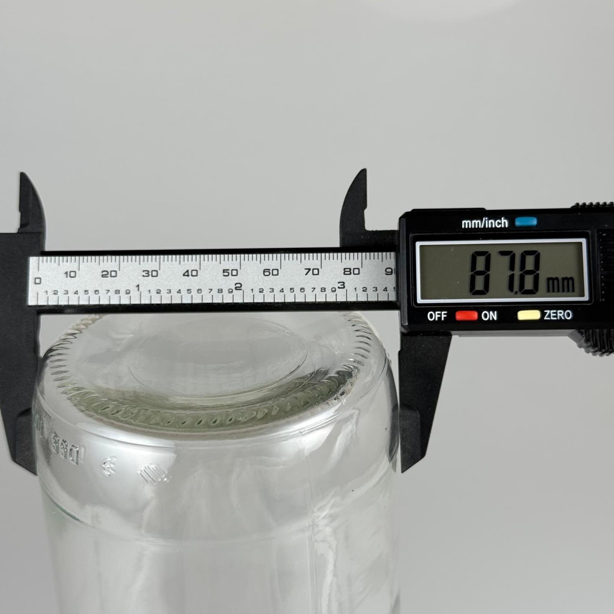 1000 ML LÜKS CAM SU ŞİŞESİ - 1000 CC BOŞ CAM SU ŞİŞELERİ - SİYAH ALÜMİNYUM METAL KAPAKLI (ELLE AÇILIP KAPANABİLİR) - RESTORAN, CAFE, OTEL VS İÇİN PREMİUM CAM ŞİŞE