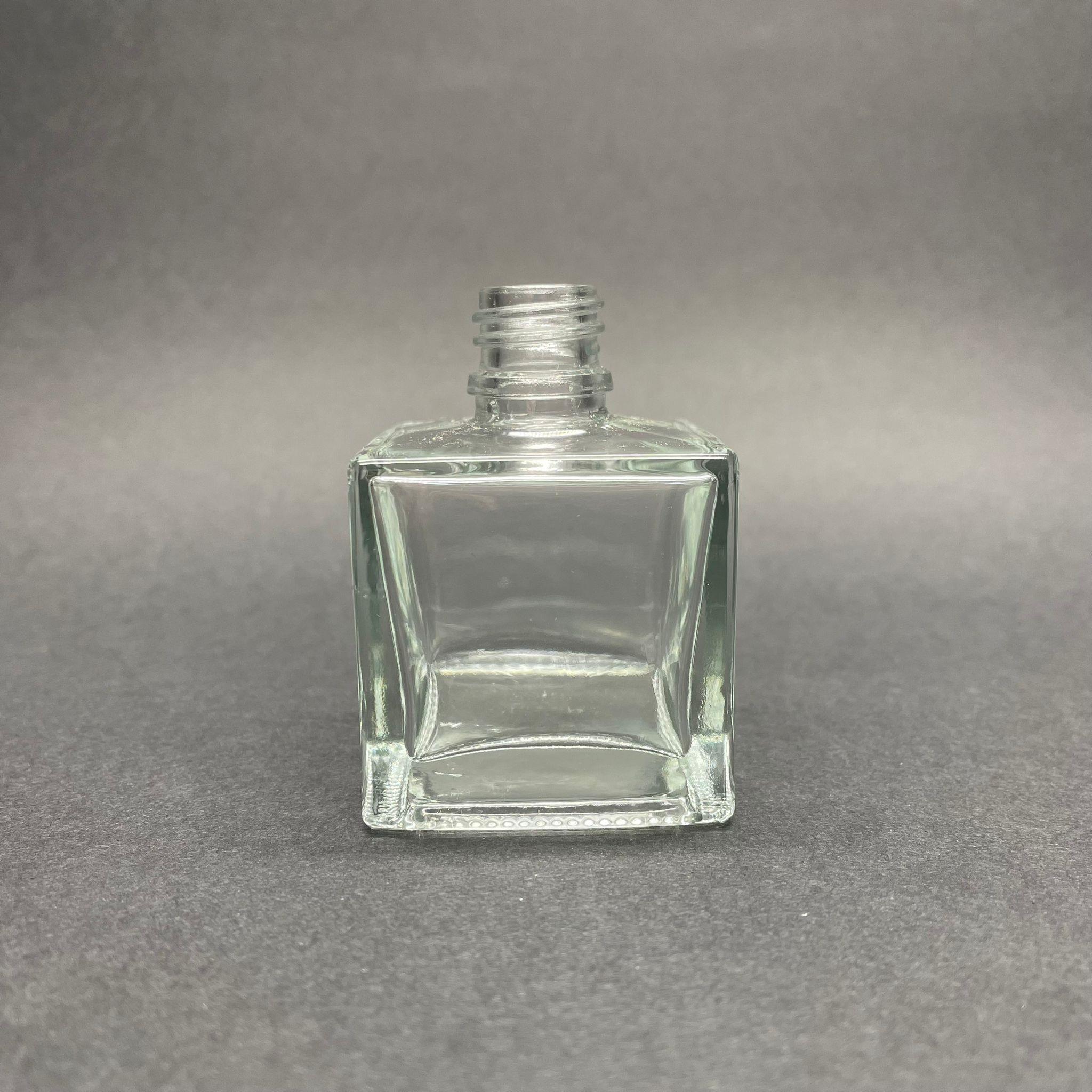 50 CC KARE BAMBU ŞİŞE - 18 AĞIZ - KAPAKSIZ - 50 ML KÖŞELİ CAM ŞİŞE - ODA KOKUSU ŞİŞESİ