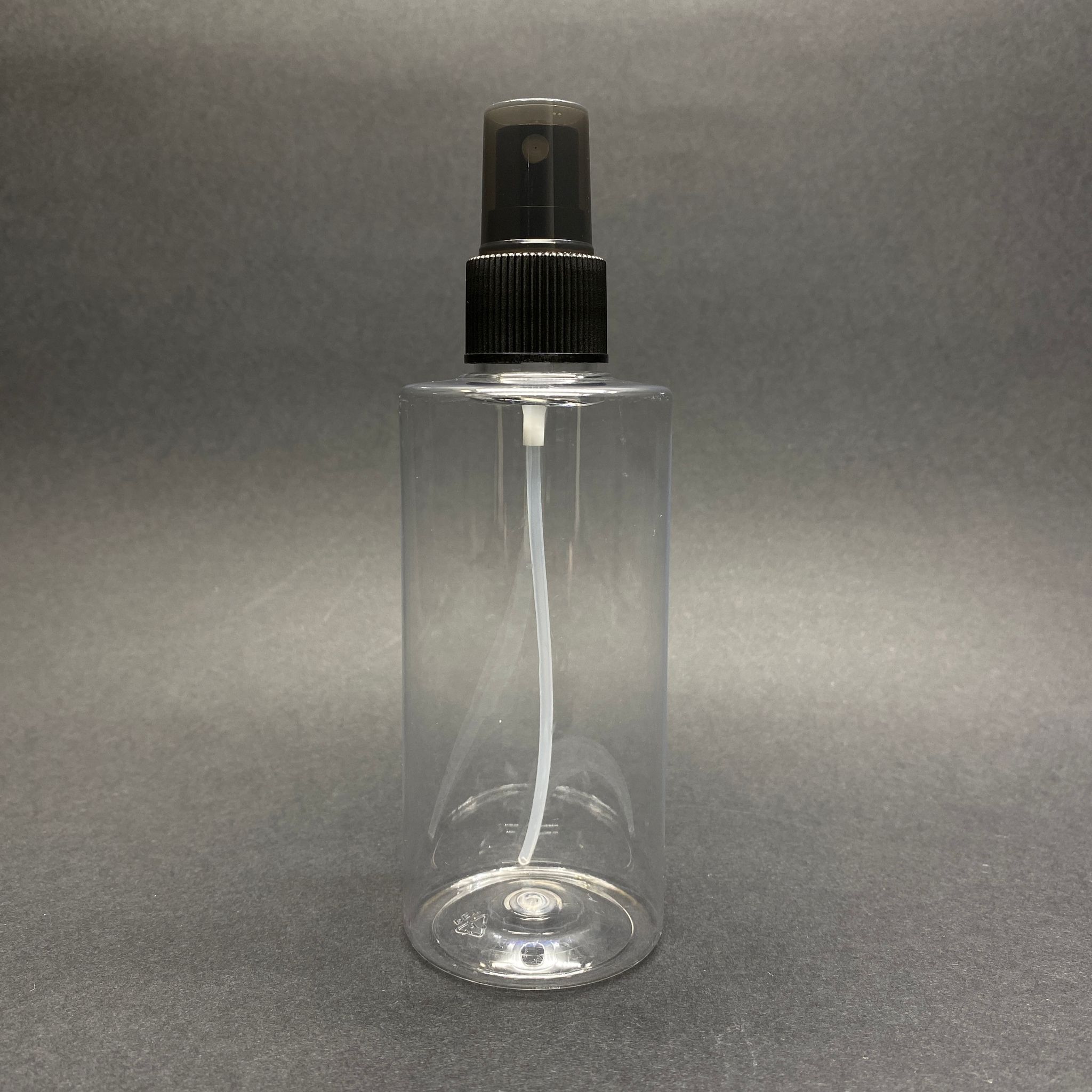 200 CC SİLİNDİR KESKİN KÜT MODEL SERT (25 GR) PET ŞİŞE - SİYAH SPREYLİ - AĞIZ ÇAPI 24 MM - ŞEFFAF