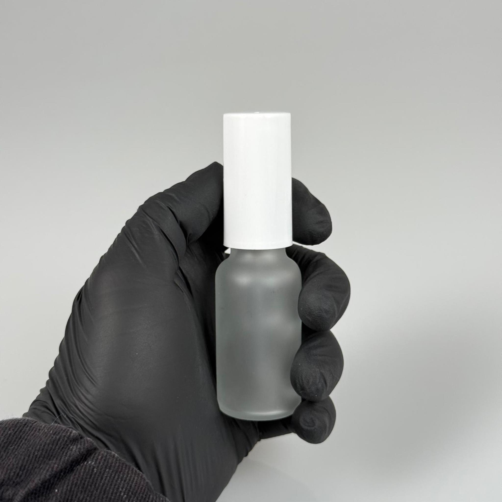 20 CC BUZLU CAM ŞİŞE - BEYAZ PLASTİK KAPAK - SİYAH SPREYLİ - 20 ML PARFÜM ŞİŞESİ