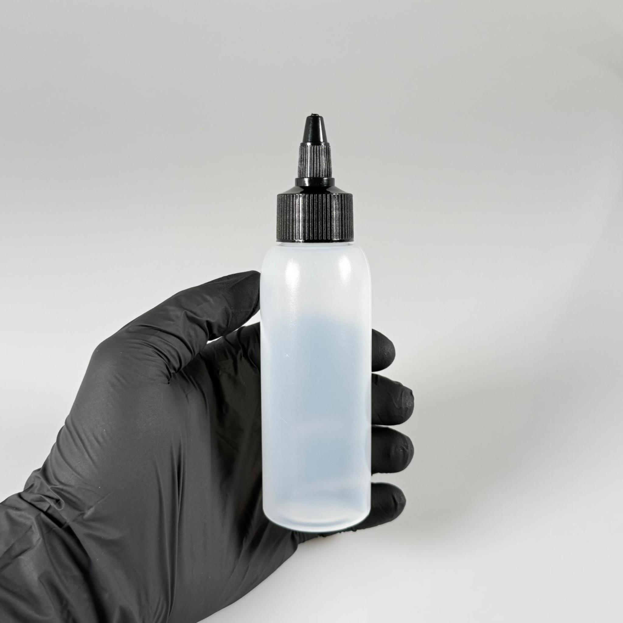 100 ML SIKILABİLİR YUMUŞAK PE POLİETİLEN PLASTİK ŞİŞE - SİYAH TWİST SİVRİ KARTUŞ KAPAKLI - 100 cc sos, yağ, kartuş, mürekkep vb için boş şişeler
