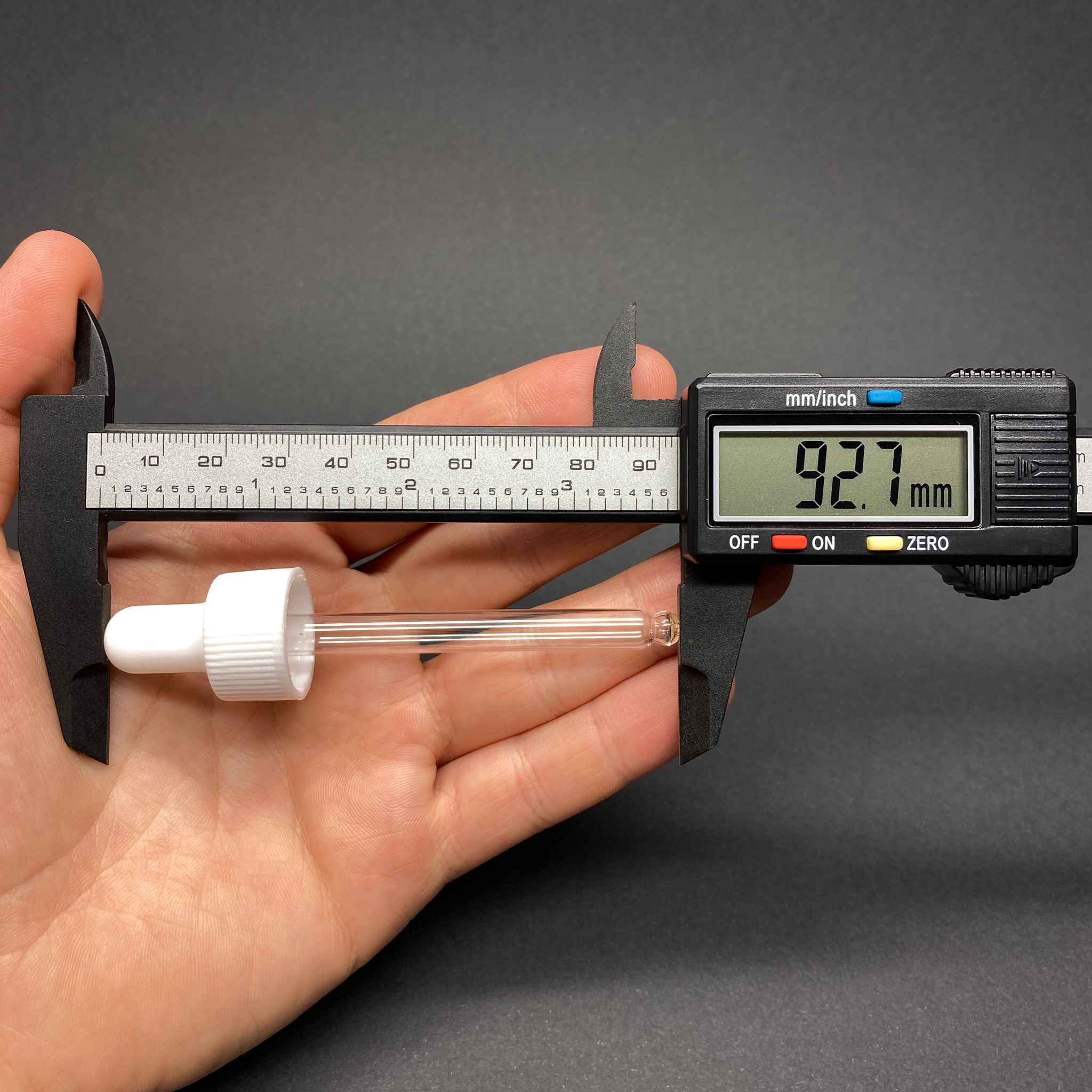 18 MM CAM DAMLALIK TAKIM - PARLAK BEYAZ EMZİK+DELİKLİ BEYAZ PLASTİK KAPAK+CAM PİPET - 30 CC DROPPER ŞİŞELER İÇİN