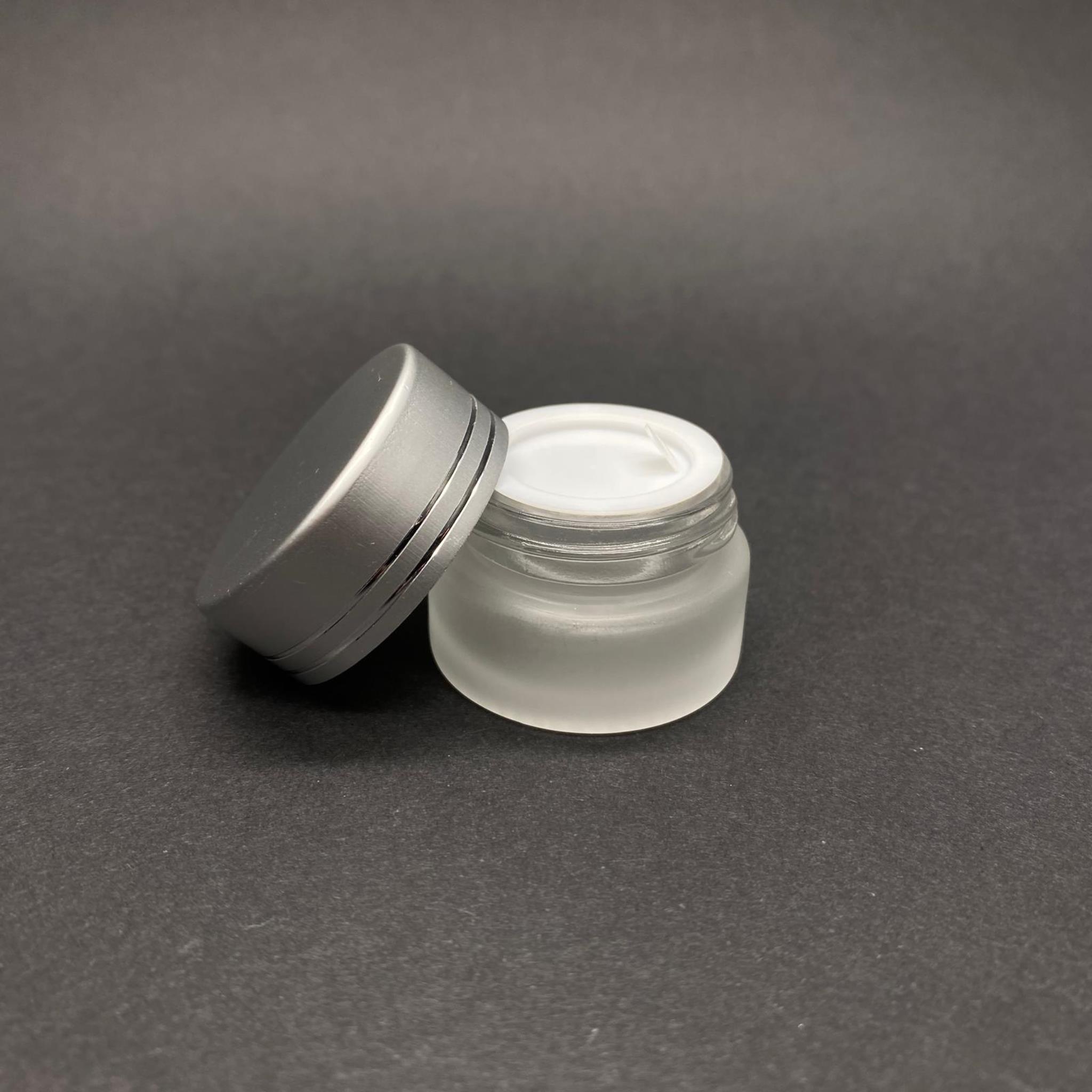 5 CC CAM BUZLU KREM KAVANOZU - GÜMÜŞ  KAPAKLI İÇ CONTALI - 5 ML BUZLU CAM KREM KAVANOZU - BUZLU MUM KAVANOZU