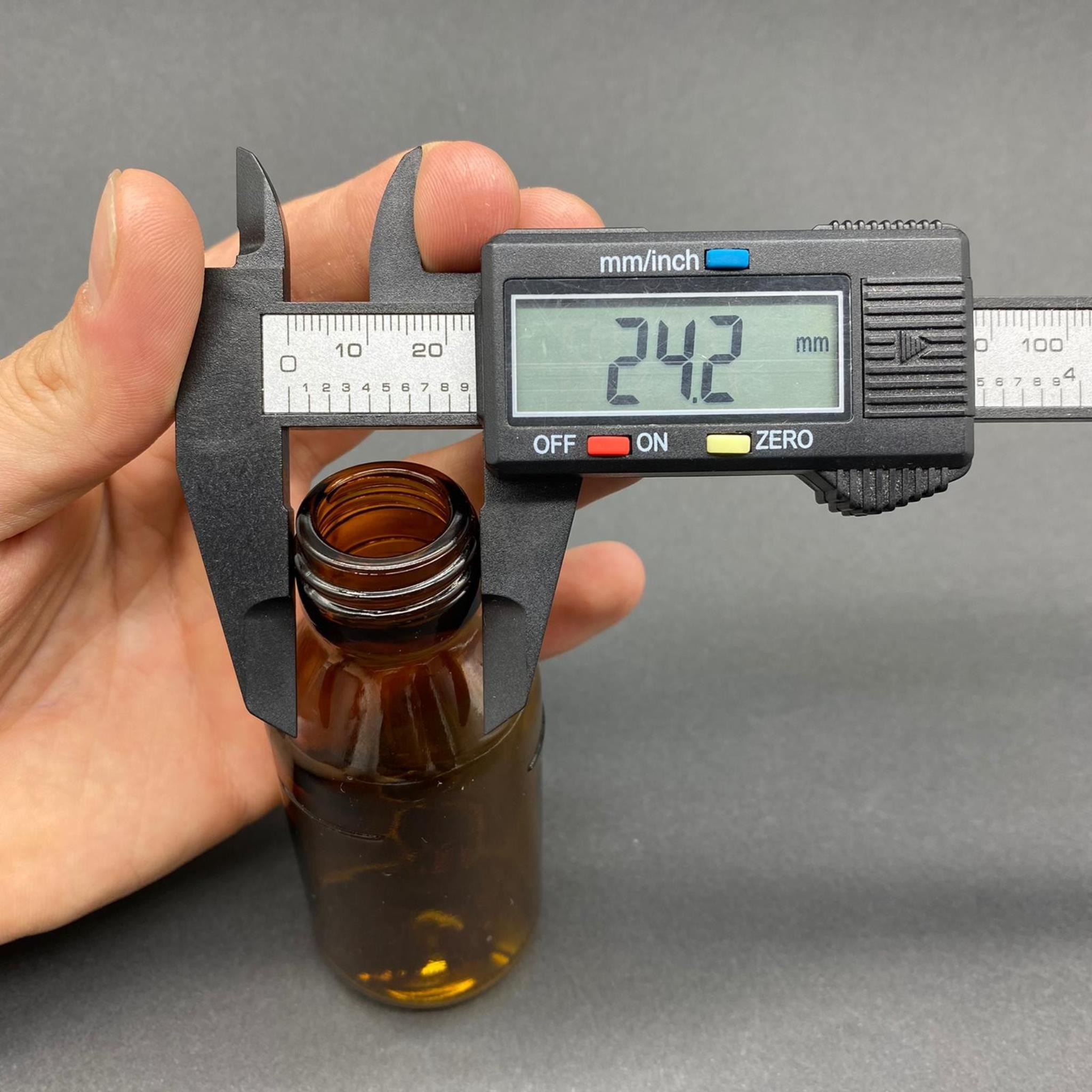 60 CC AMBER CAM ŞİŞE KAPAKSIZ (25 AĞIZ) - ŞİŞECAM ÜRÜN KODU: 717106