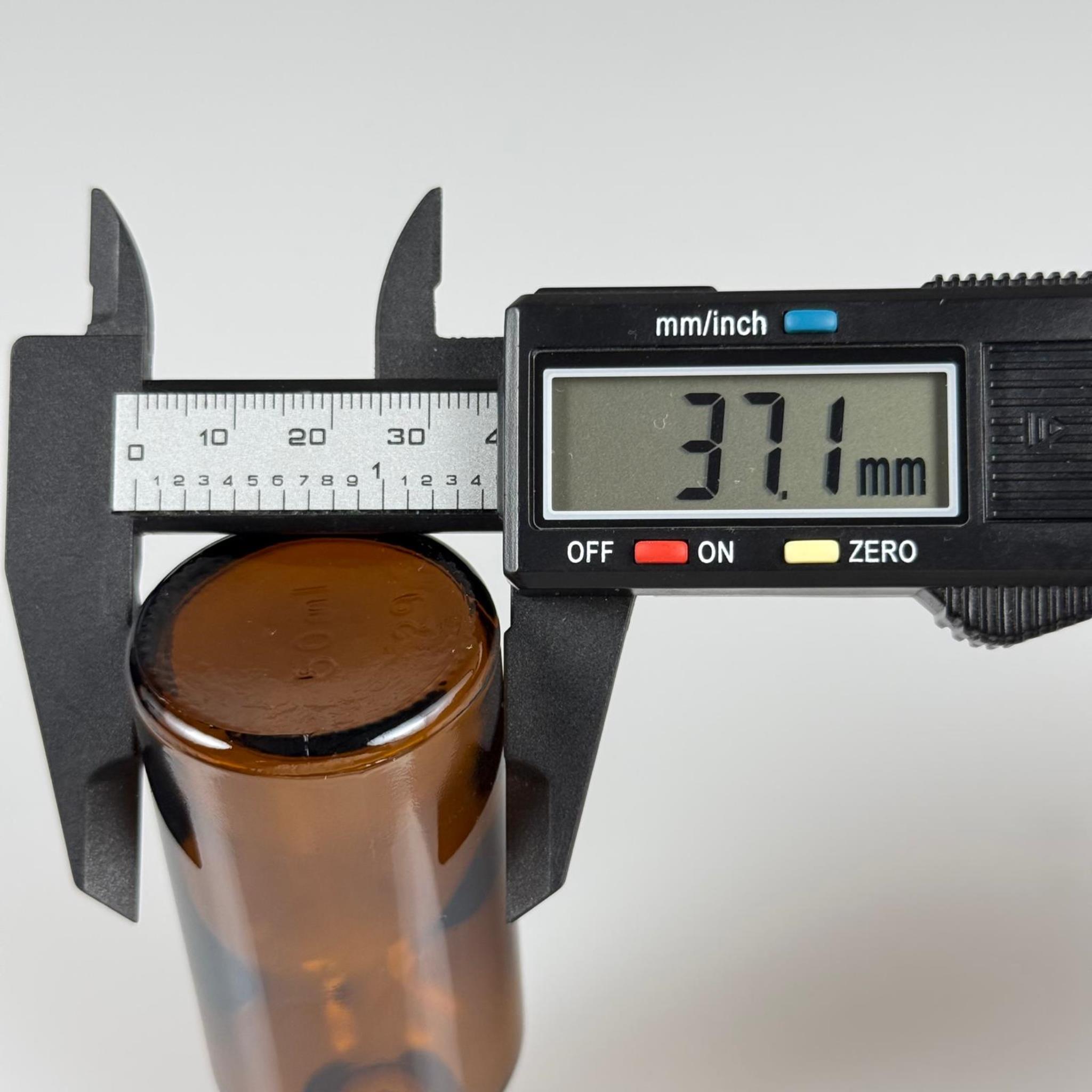 50 CC AMBER CAM ŞİŞE KAPAKSIZ (18 AĞIZ) - 50 ML CAM ŞİŞE - KAHVERENGİ - ŞİŞECAM ÜRÜN KODU: 710205 İLE EŞDEĞERDİR