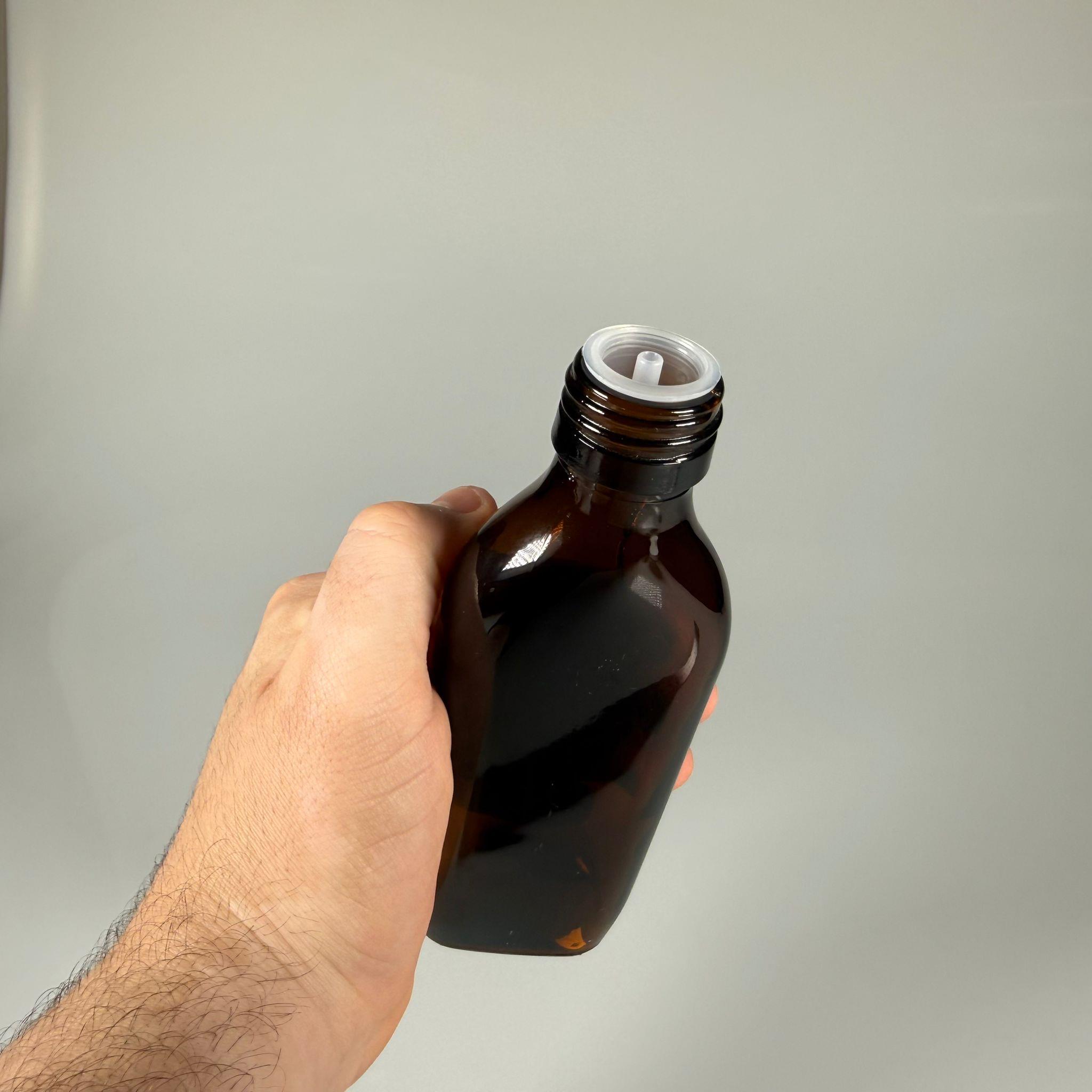 150 ML YASSI DOLUMU KOLAY, GENİŞ AĞIZLI İÇTEN DAMLALIKLI ŞİŞE (28 MM AĞIZ)  - 150 CC BEYAZ CONTALI KAPAKLI İÇTEN DAMLALIKLI CAM ECZA ŞİŞESİ - AMBER KAHVERENGİ