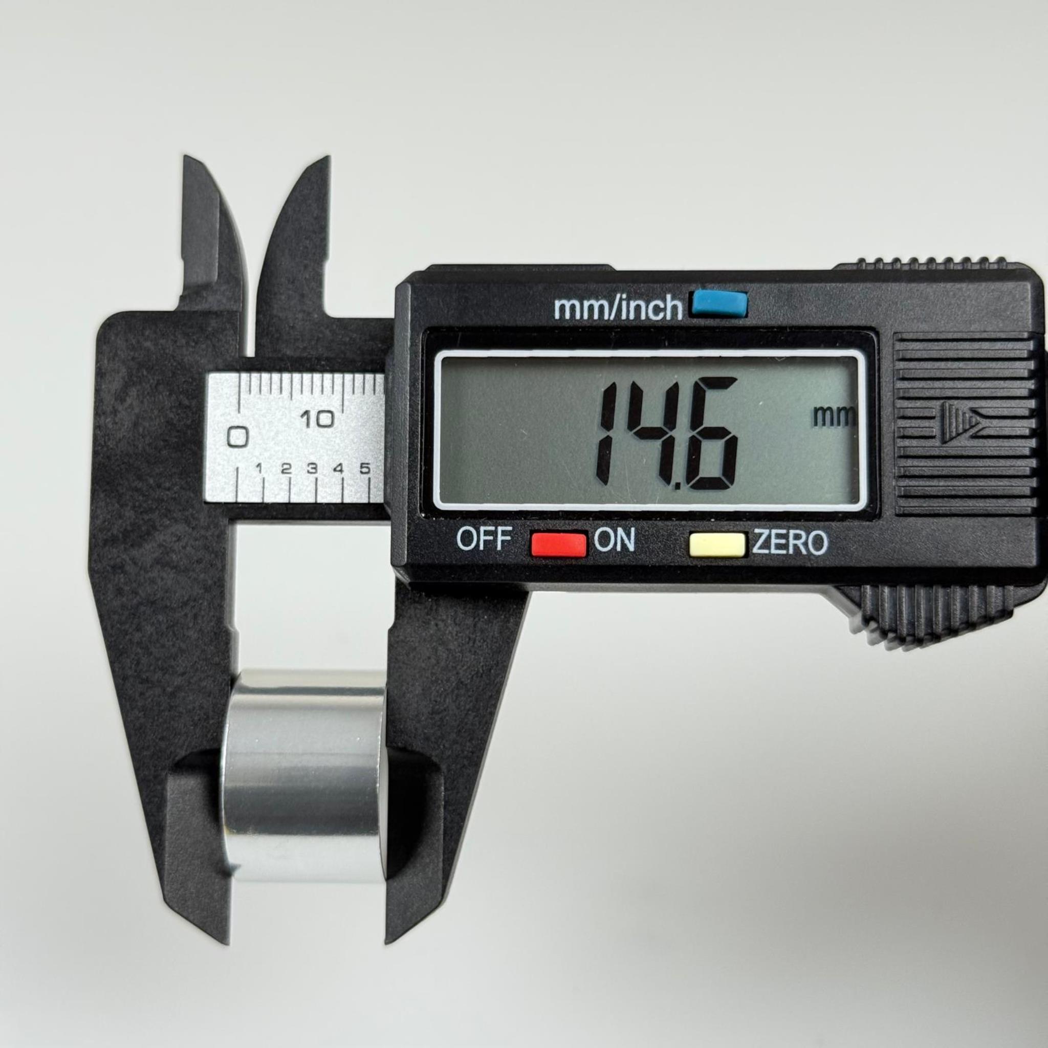 18 MM DELİKLİ GÜMÜŞ METALİK KAPLAMALI KAPAK (DAMLALIK İÇİN)