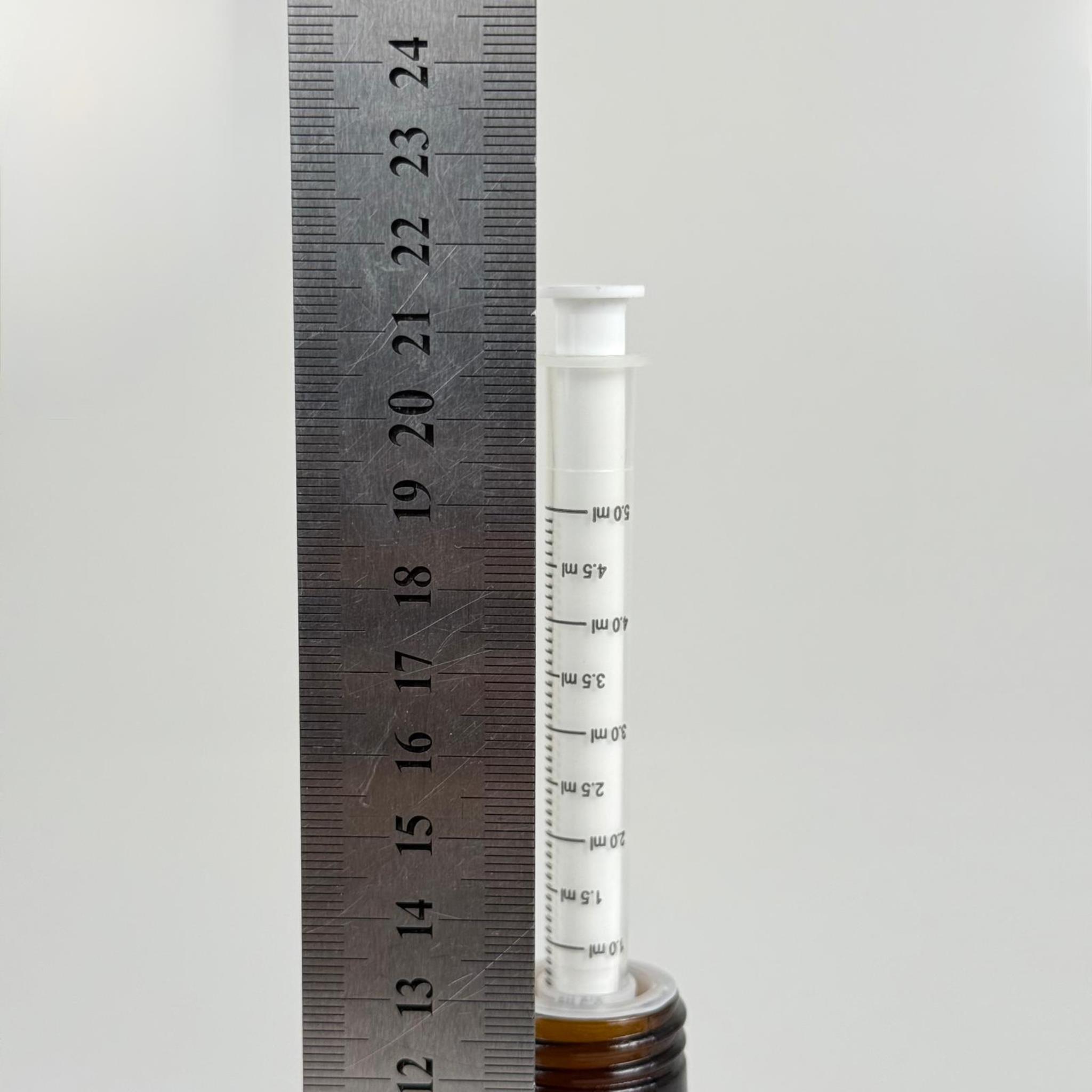 150 ML CAM ECZA ŞİŞESİ + 5 ML DOZAJ PİPETİ + DOZAJ TIPASI + CONTALI PLASTİK KAPAK TAKIM