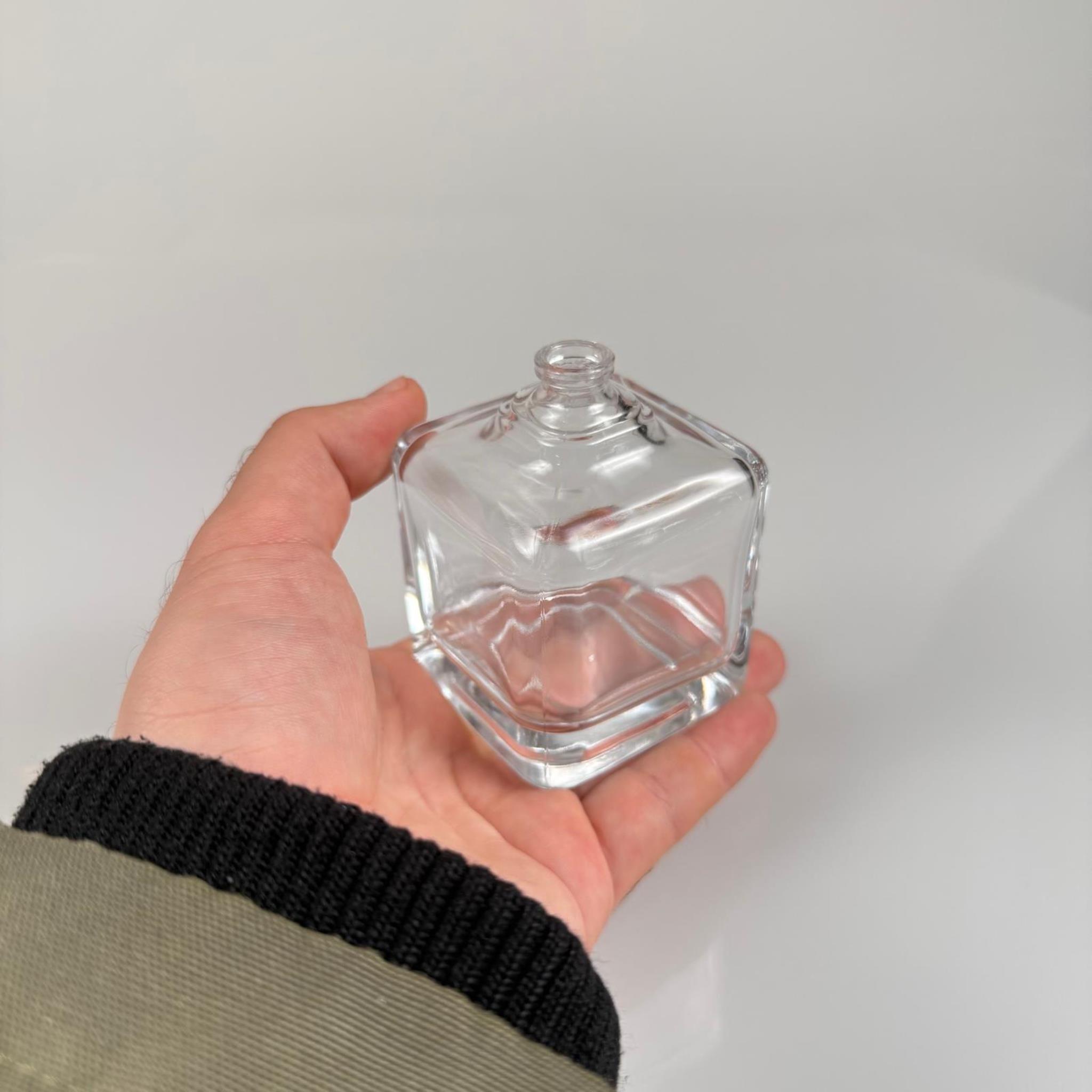 100 ML KARE MODEL LURA PARFÜM ŞİŞESİ - KAPAKSIZ (AĞIZ 15 MM GEÇME KOLAY KAPAMA)