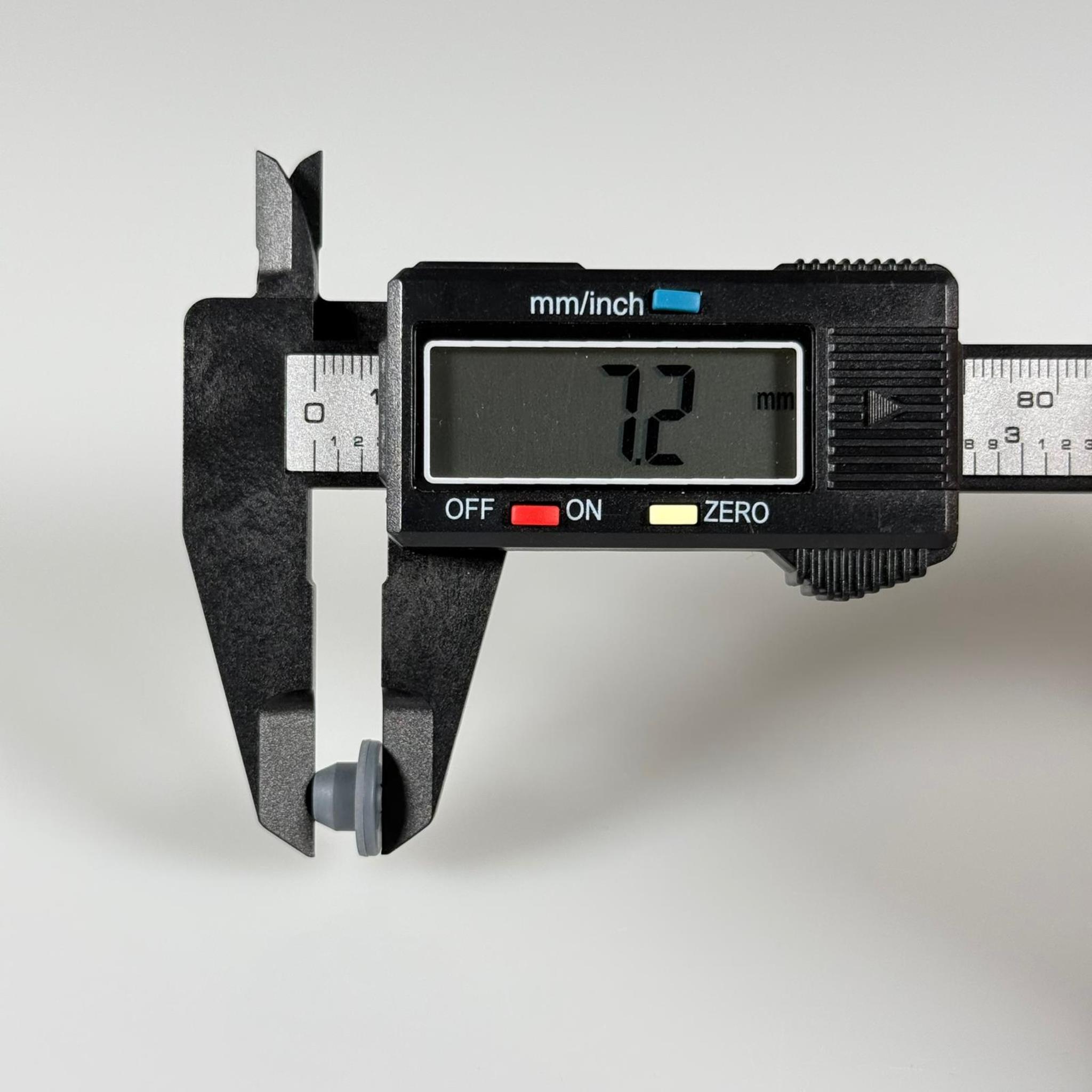 13 MM PENİSİLİN FLAKON KAUÇUK TAPA - BUTIL TAPA - KOYU GRİ (13 AĞIZ FLAKON VİAL ŞİŞELERE UYAR) - ENJEKSİYON TIPA STOPER
