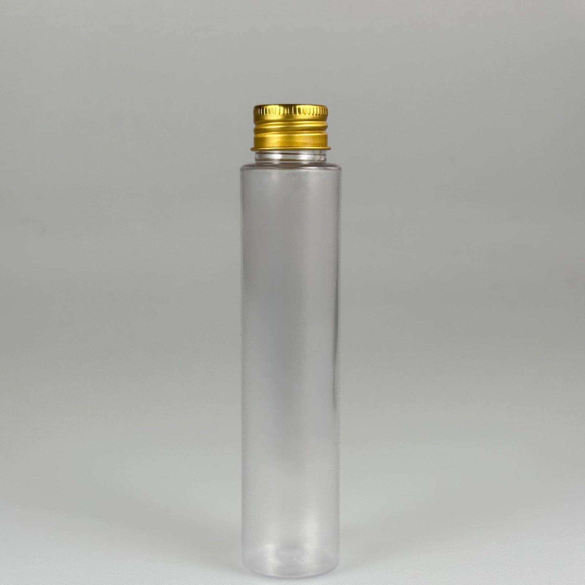 100 CC UZUN SİLİNDİR BUĞULU PET ŞİŞE ( 24 GR - 24 AĞIZ ) + KÖPÜK CONTALI GOLD METAL ALÜMİNYUM KAPAK TAKIM - 100 ML BİBERİYE SUYU, LAVANTA YAĞI, SAÇ SERUM, TONİK VB İÇİN PLASTİK KOZMETİK AMBALAJLARI