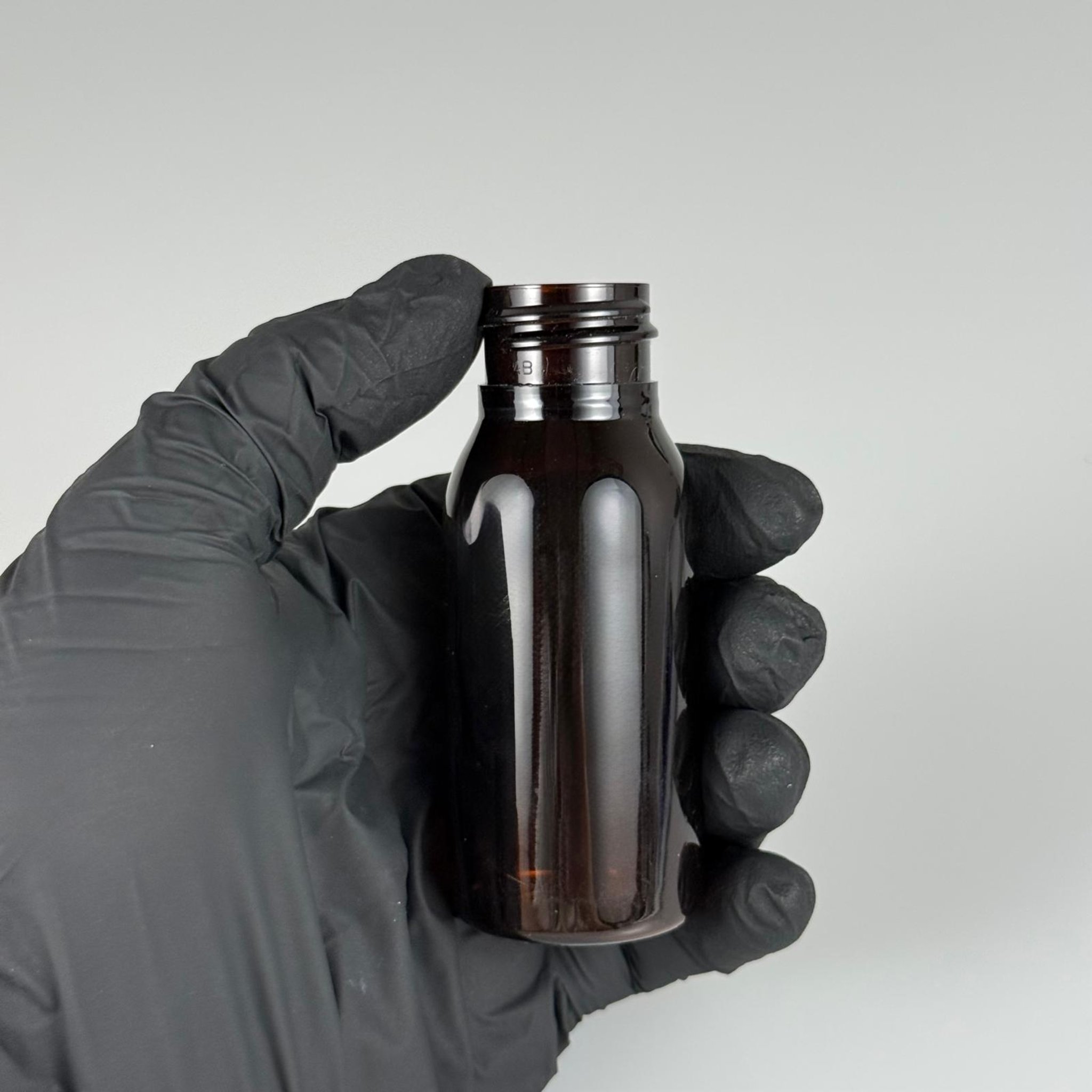 50 CC AMBER SERT MODEL PET ŞİŞE KAPAKSIZ (24 AĞIZ) - 50 ML KAHVERENGİ PLASTİK ŞİŞE